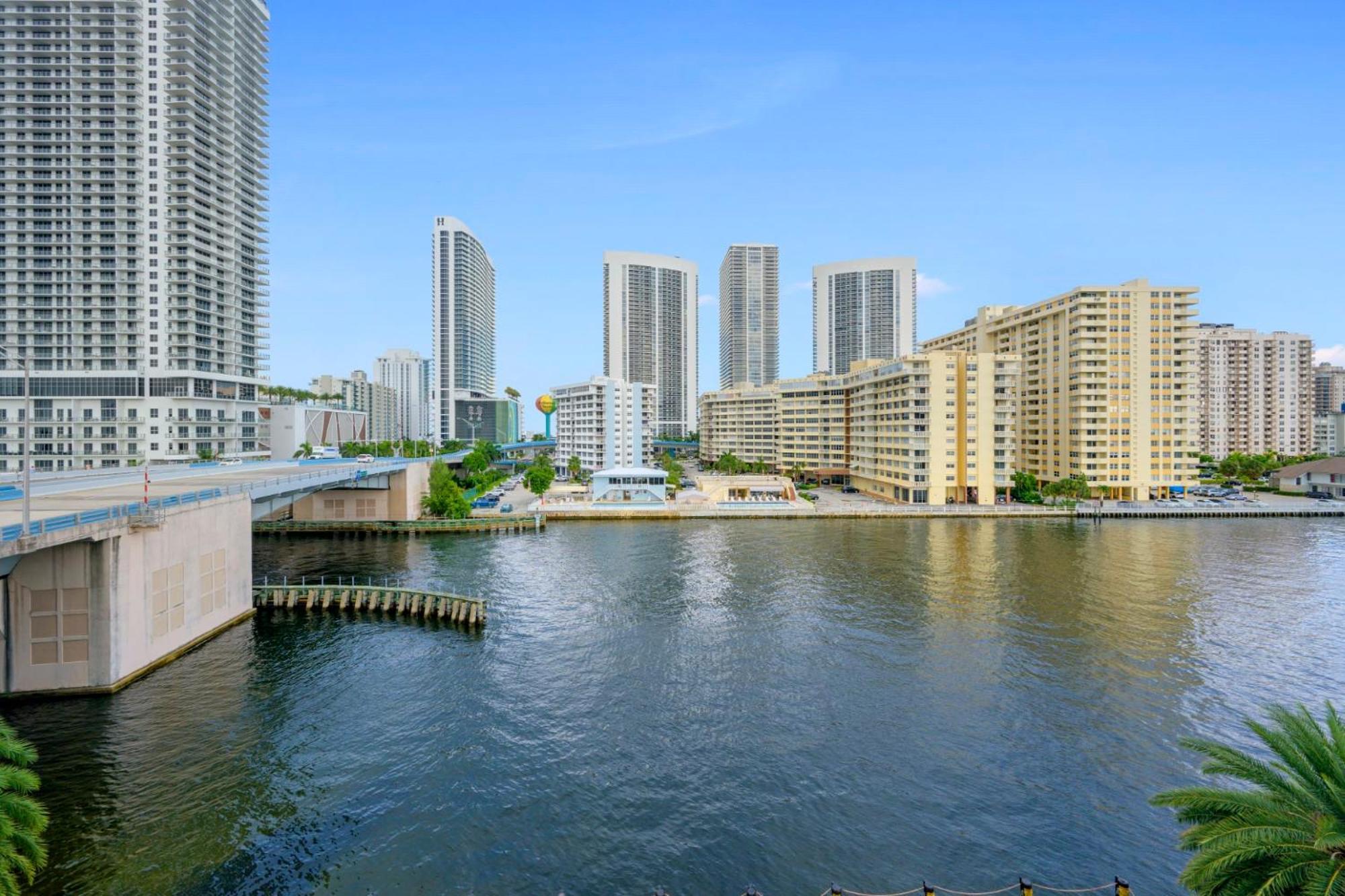 Hallandale Sky Water View