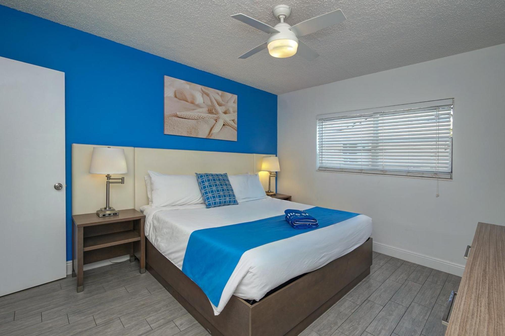 Hotel Blue Strawberry By The Sea 2*