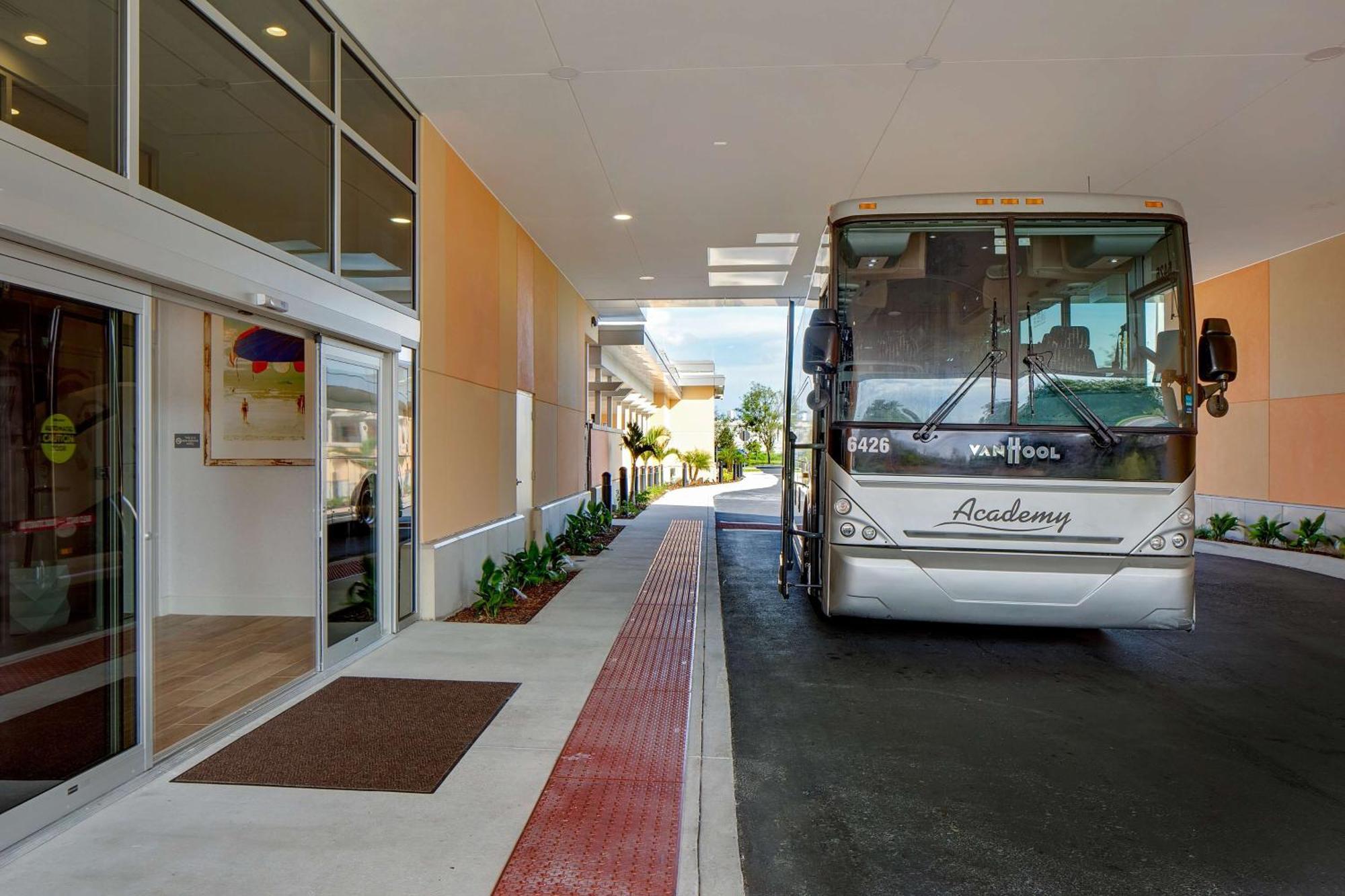 Hyatt House Across From Universal 3* Orlando