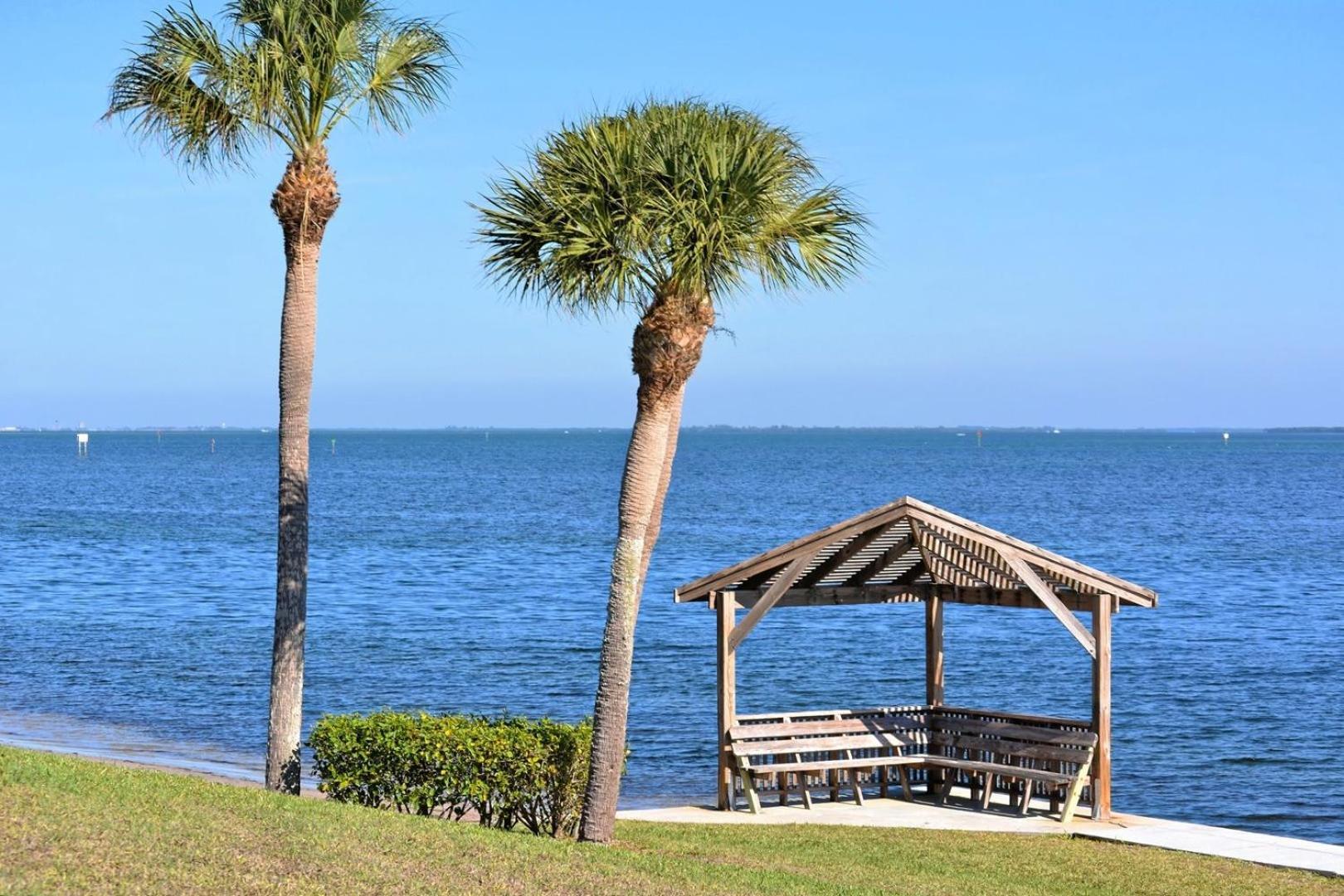 Westbay Point Moorings 274 Apartment *