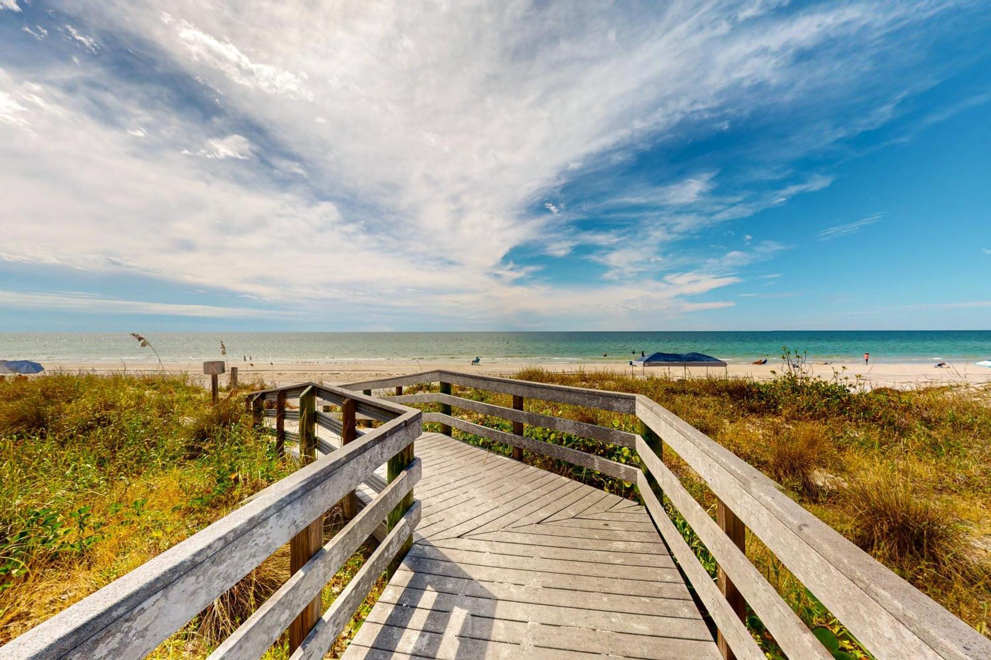 Reef Club 208 * Clearwater Beach