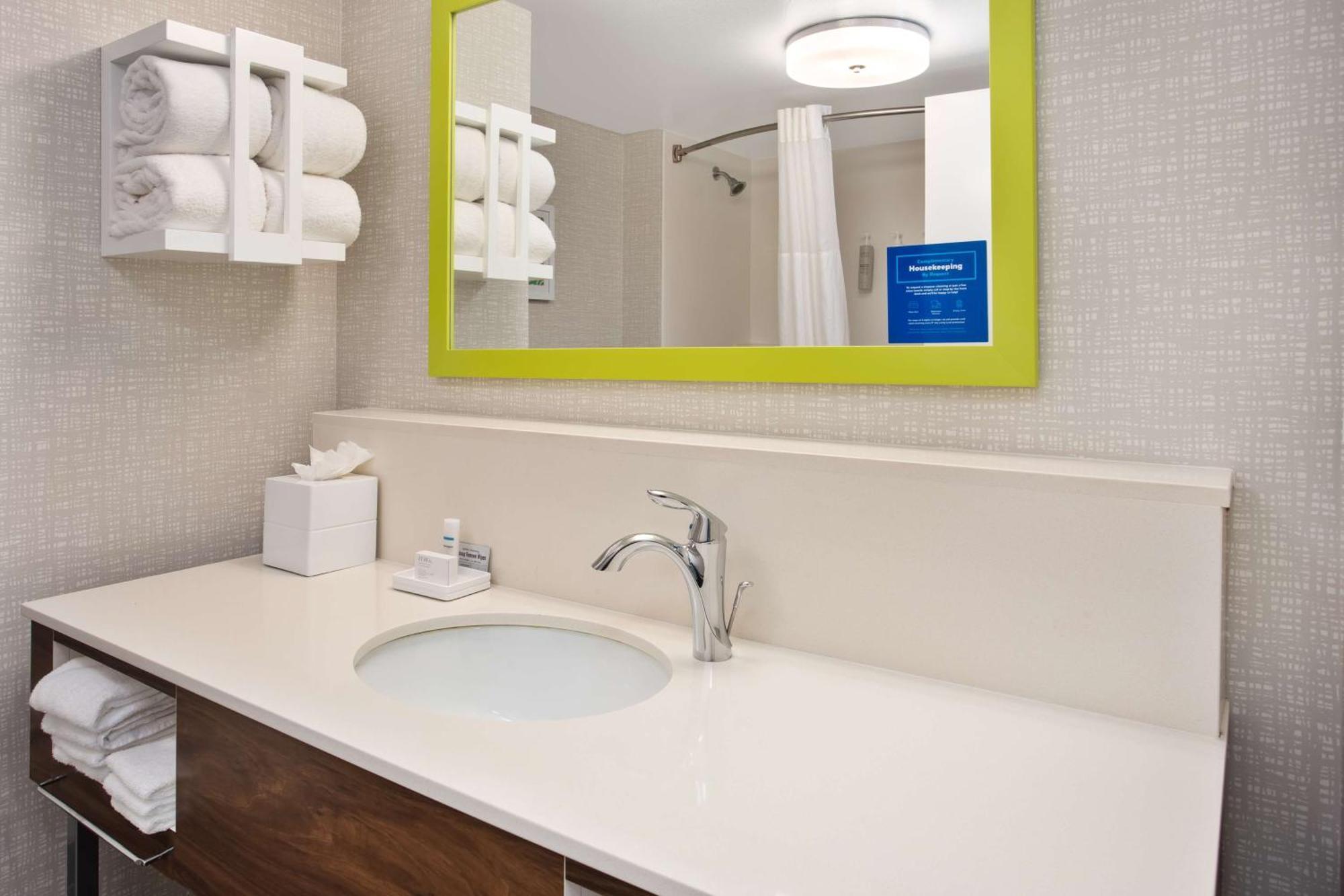 Hotel Hampton & / Myers 3*