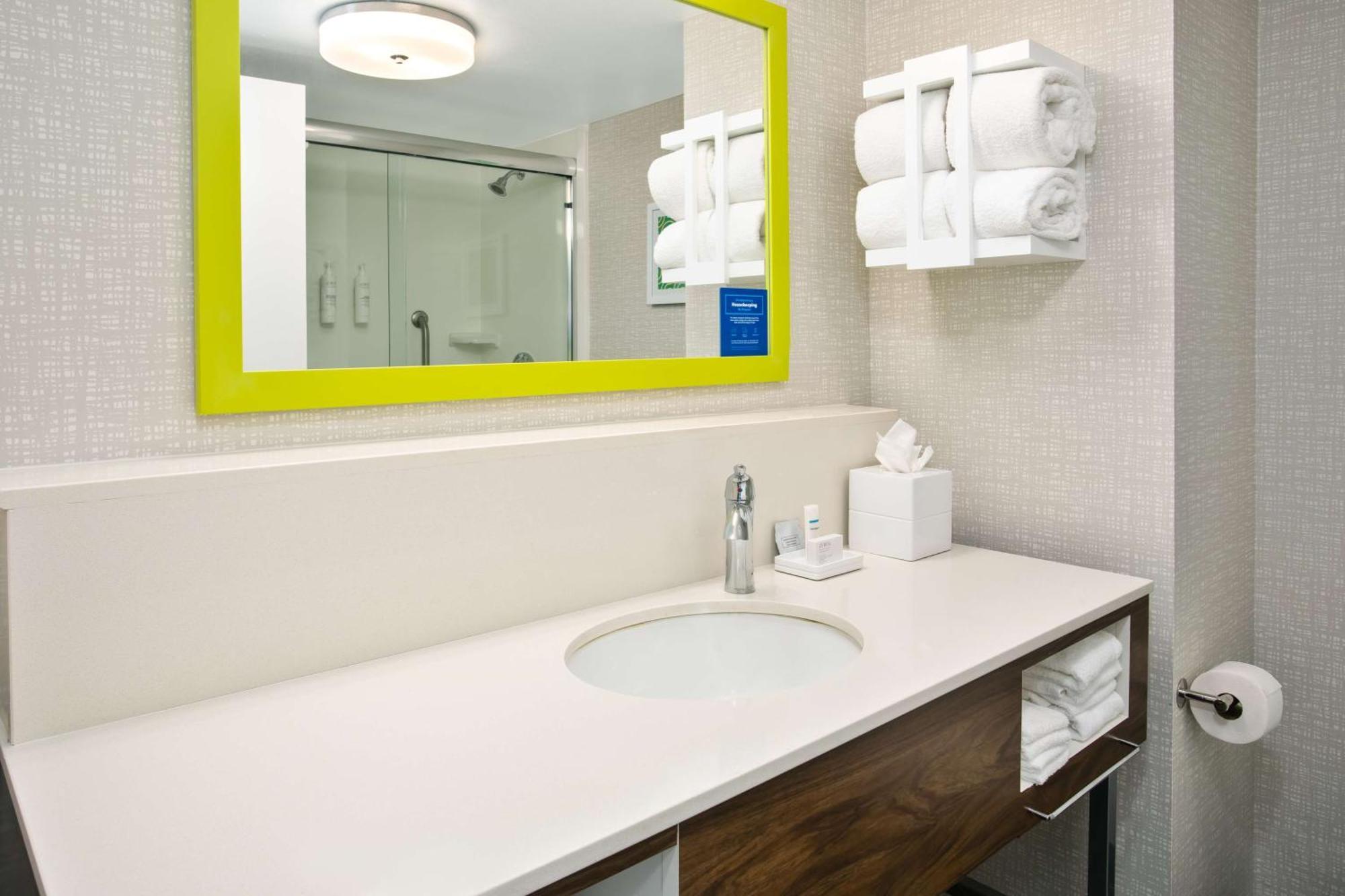 Hotel Hampton & / Myers 3*