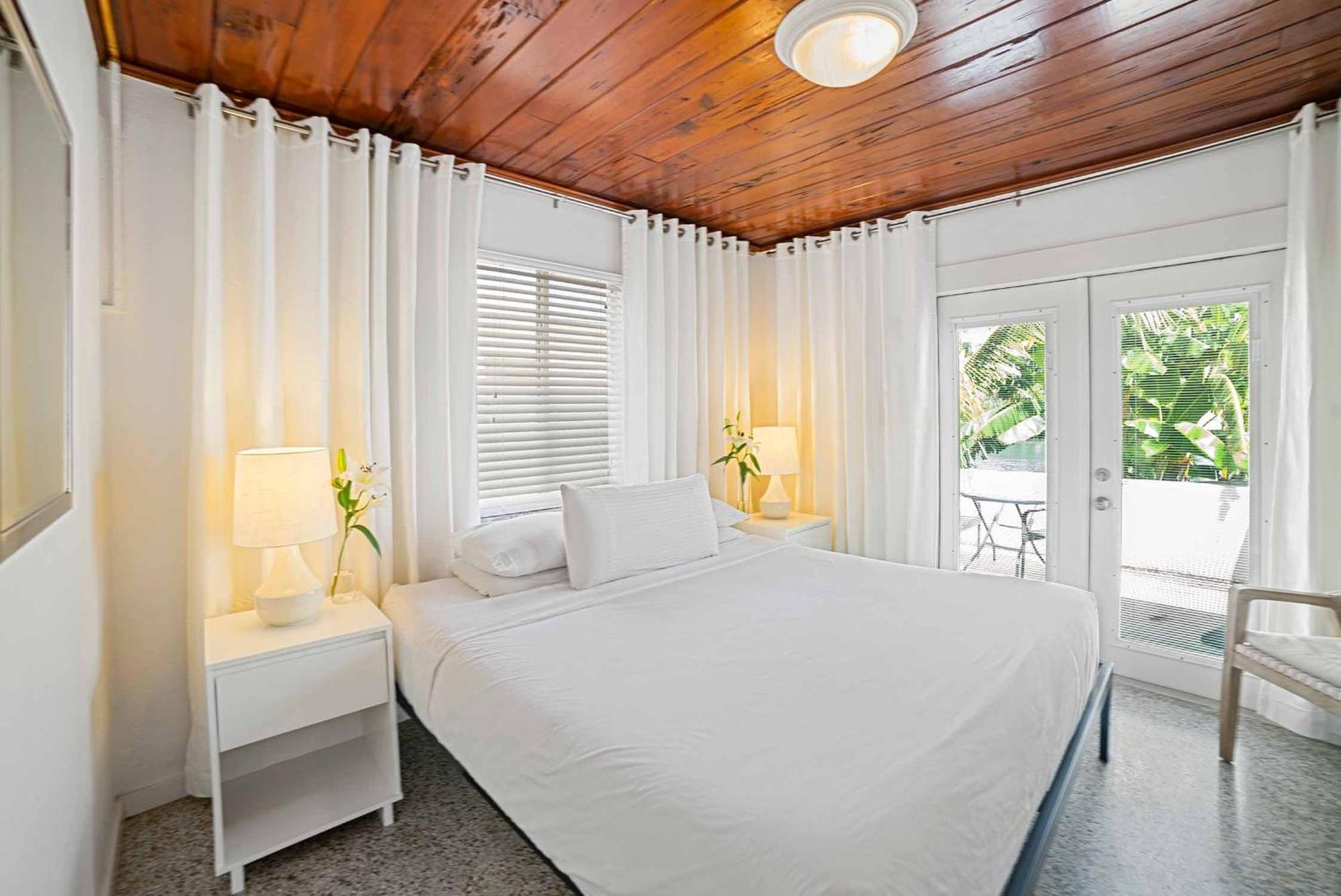 Casey Key - Gulf Shores Resort