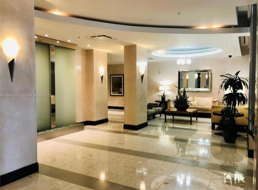 Tides Aparthotel 2*