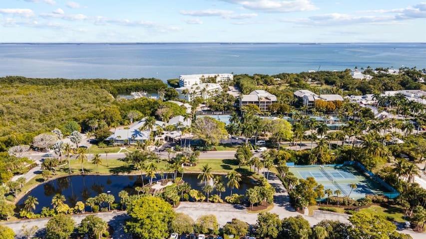 Gorgeous Tennis At South Seas Holiday home *