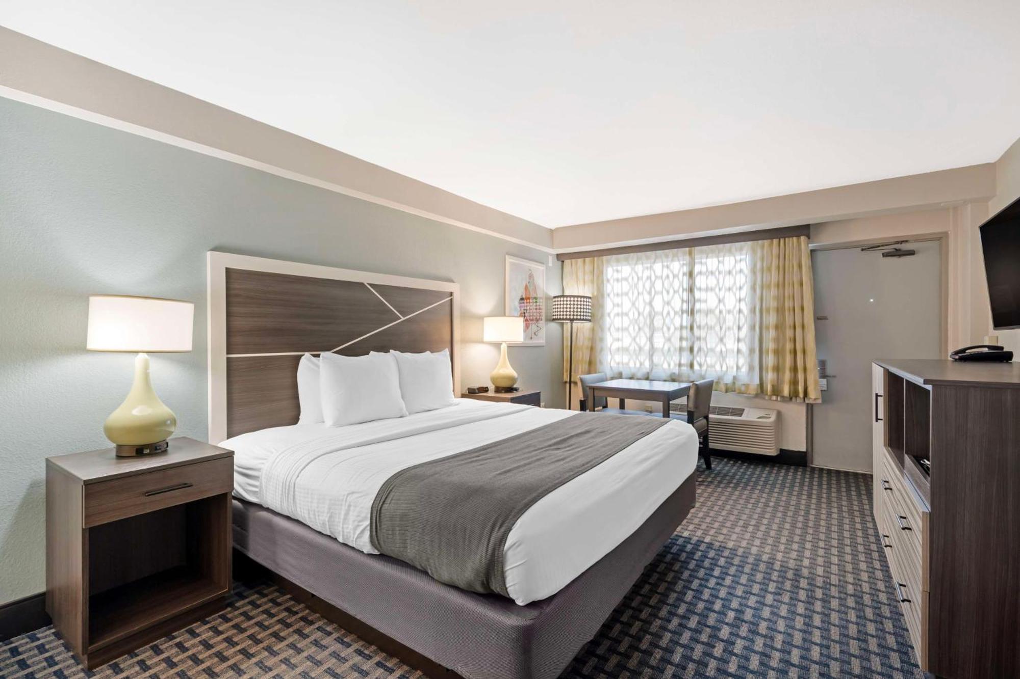 Western Daytona Seabreeze 3*