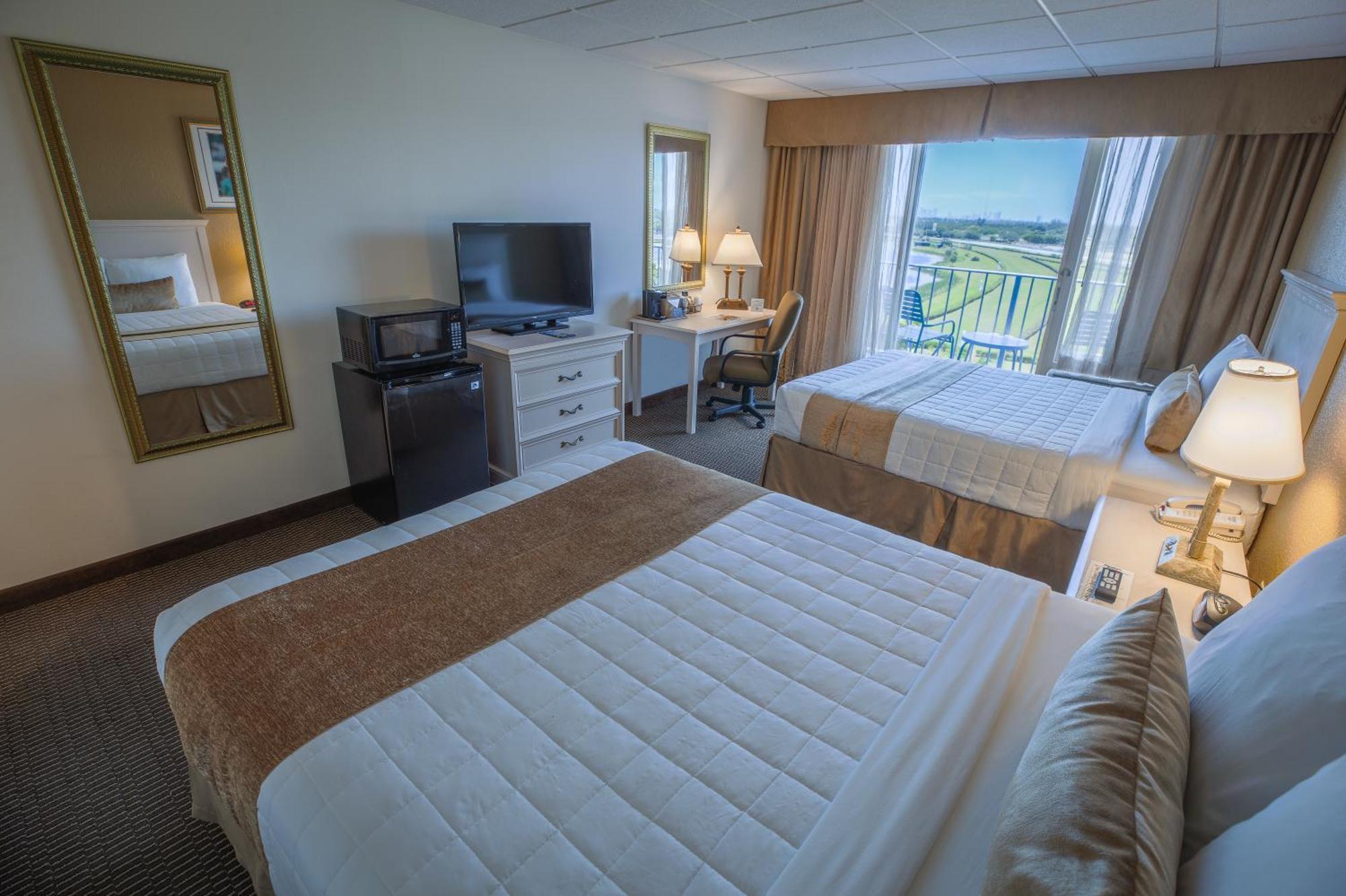 Stadium Hotel 3*