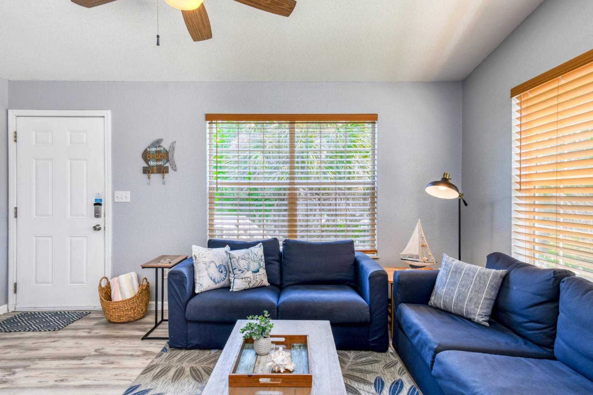 102 10th St. Holiday home *