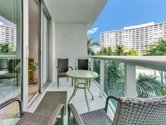 Apartment Tides Ocean Retreat By Cielo