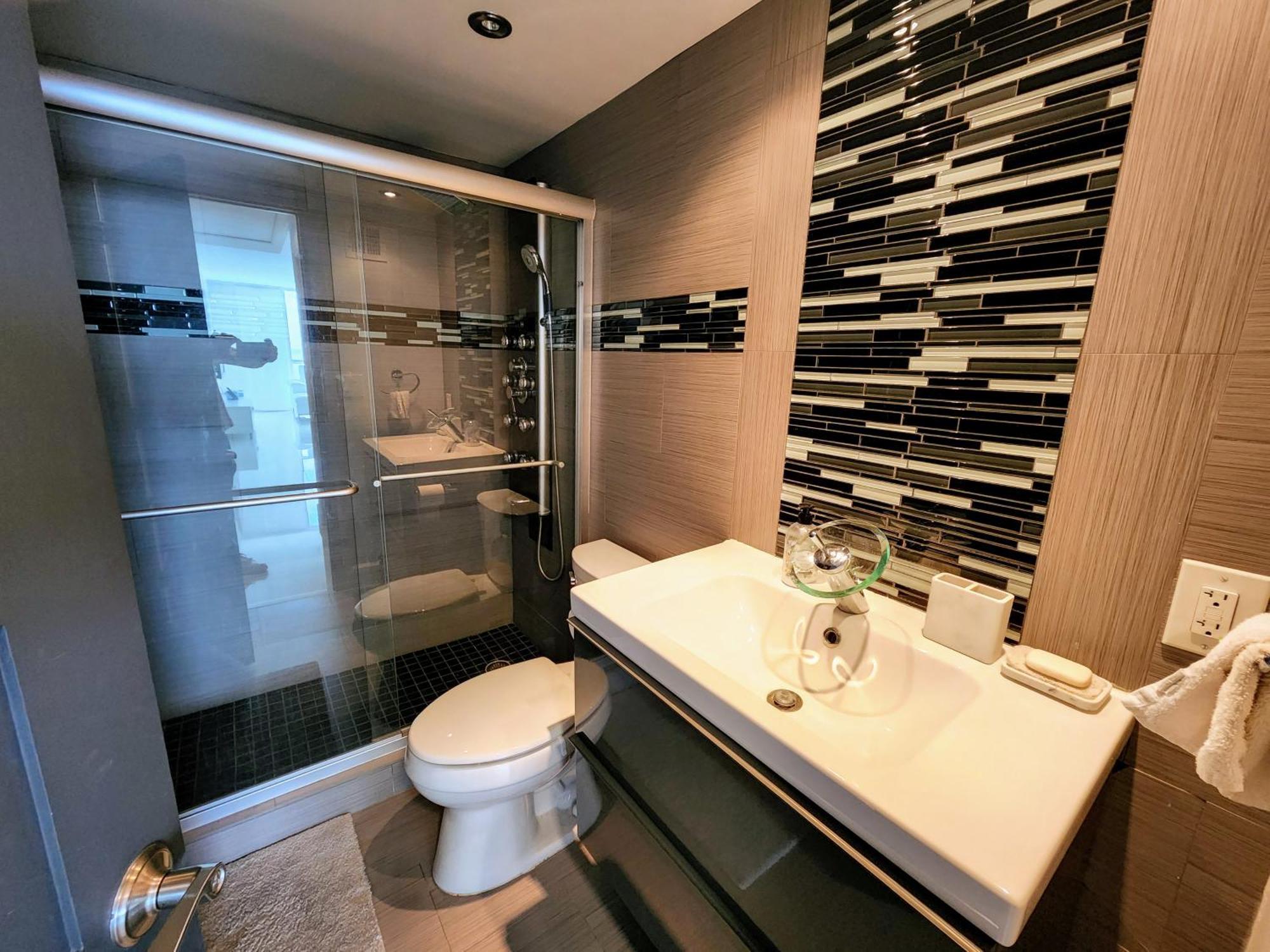 Tides Ocean Retreat By Cielo Apartment