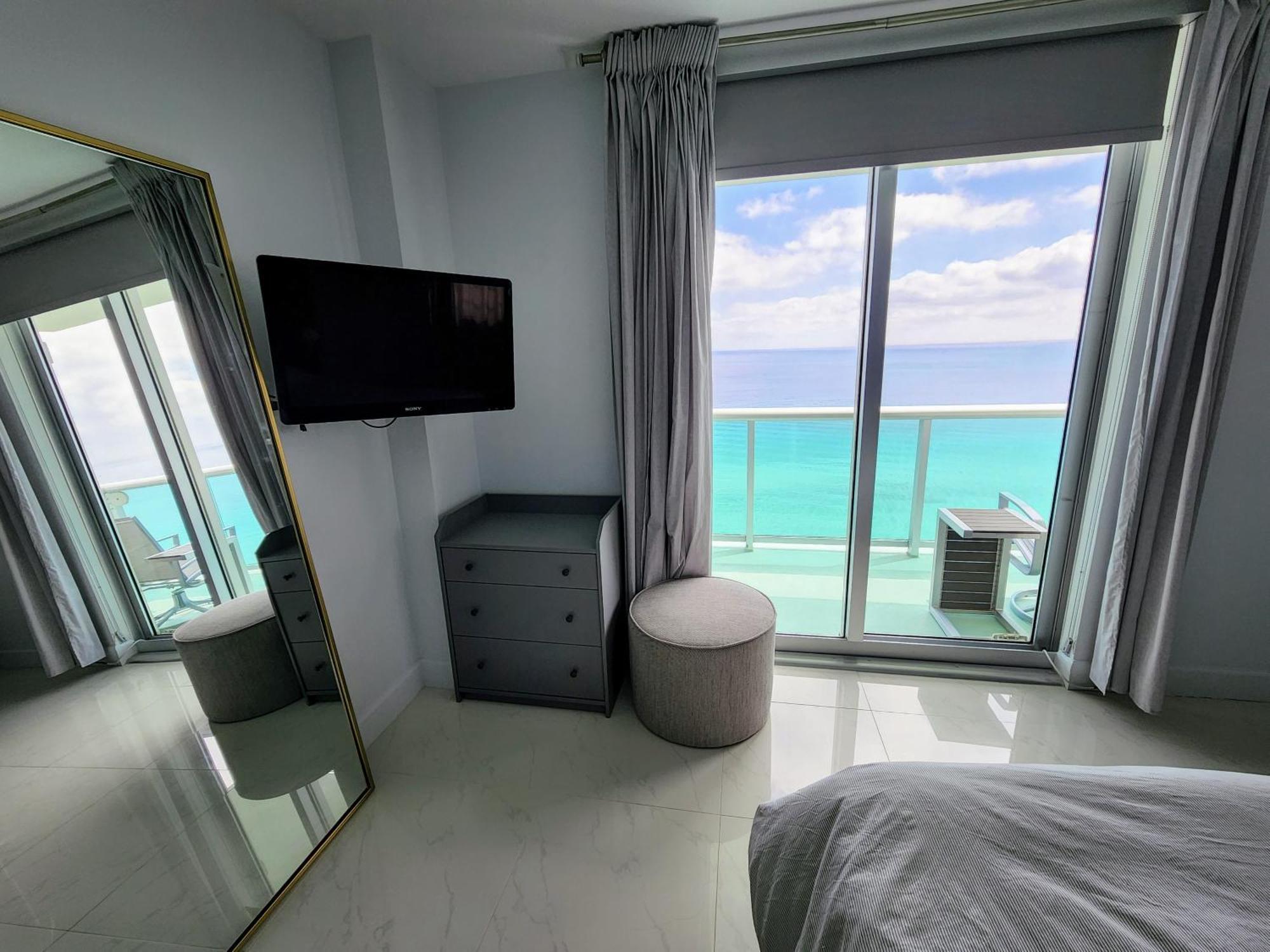 Tides Ocean Retreat By Cielo Apartment