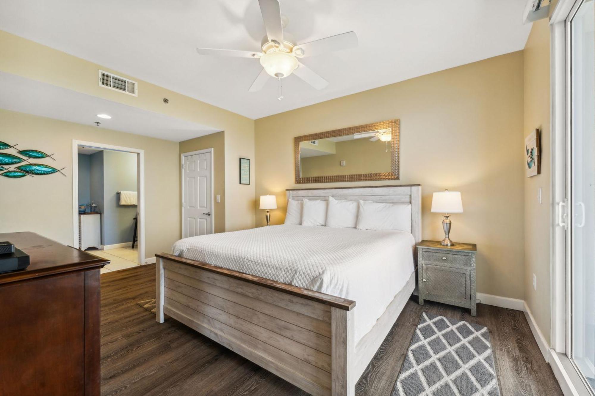 Apartment Splash 802w