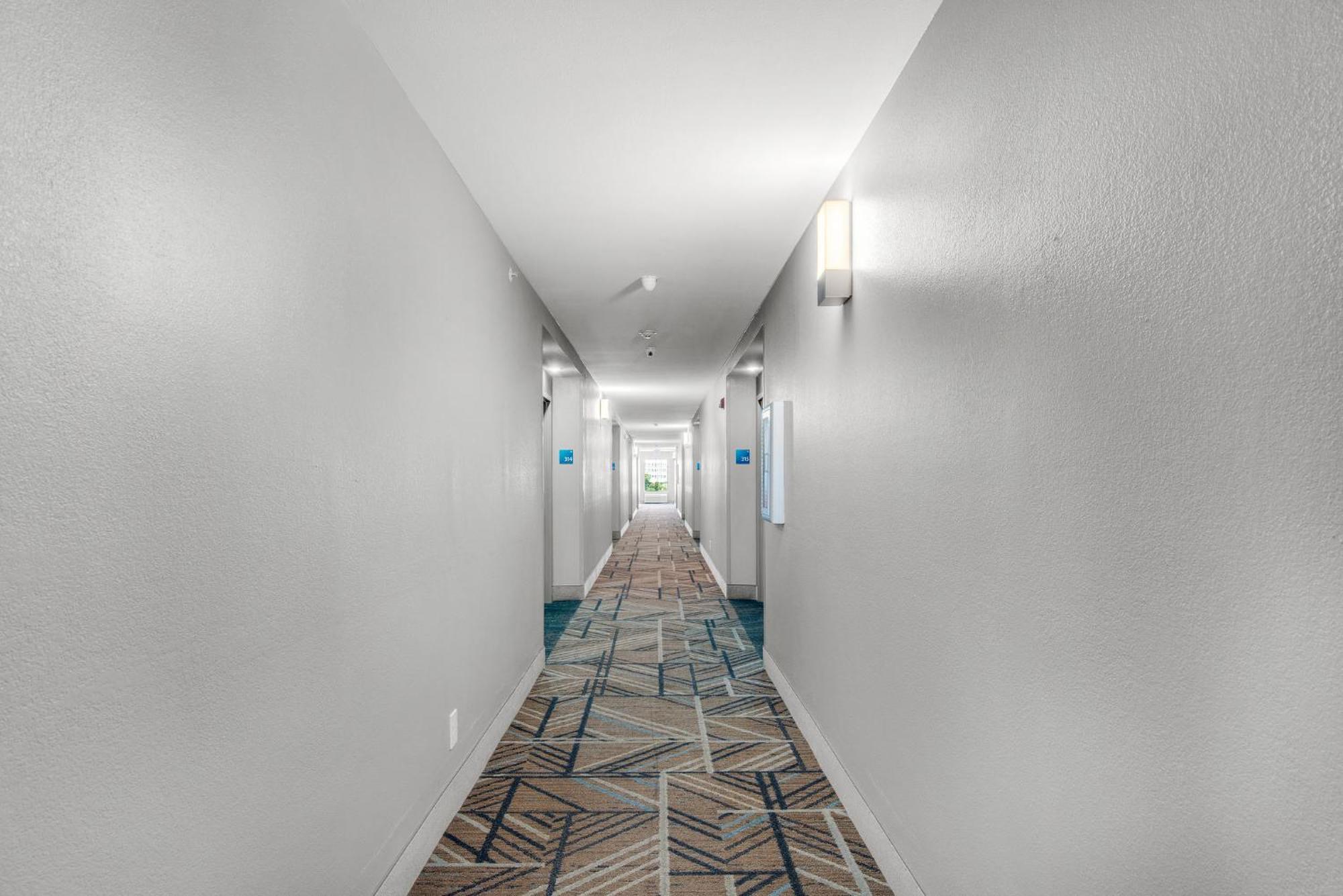 Hotel Express E - Commons Mall Area By Ihg Destin