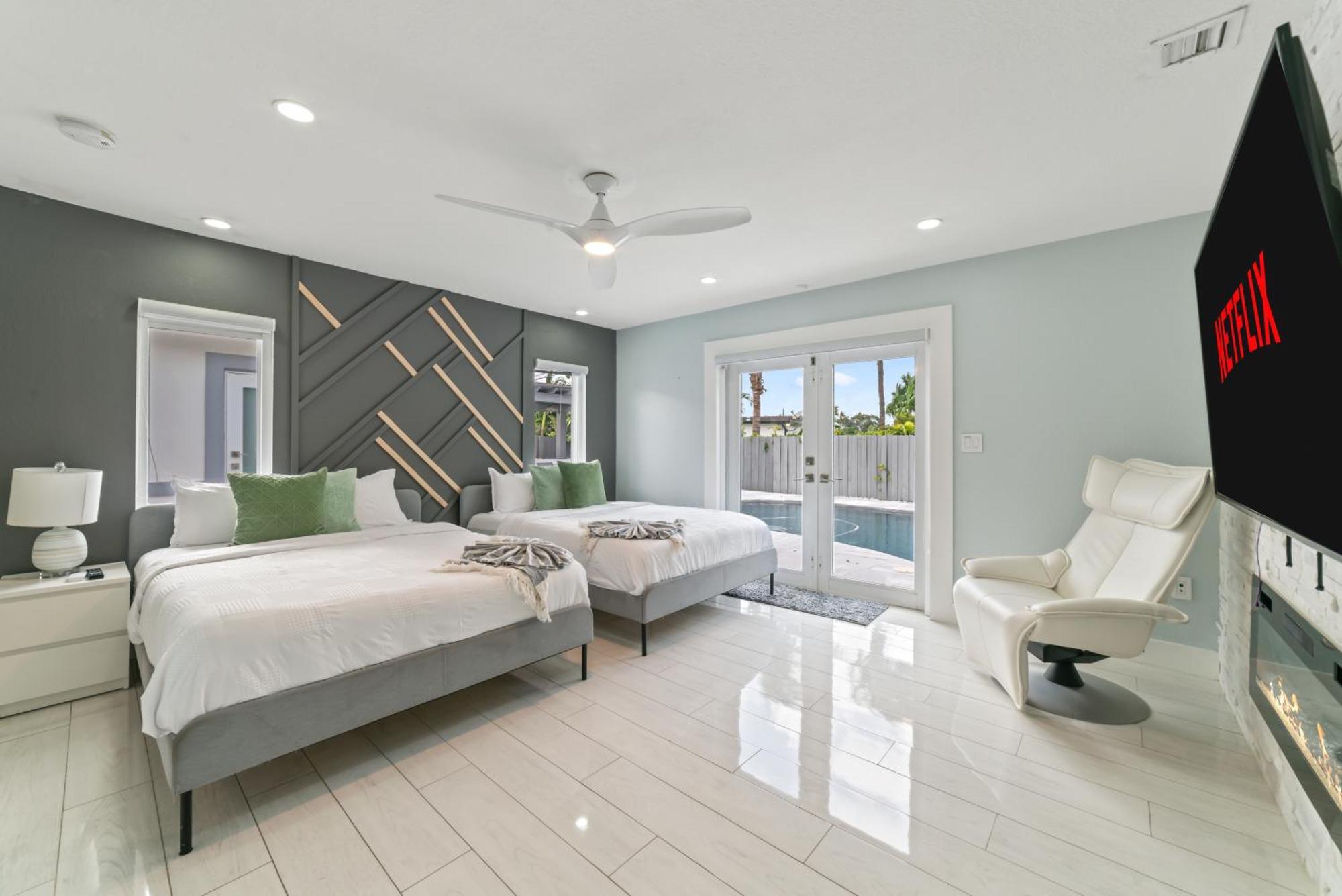 Holiday home Miami House With Hot Pool-spa & Pool Table L48