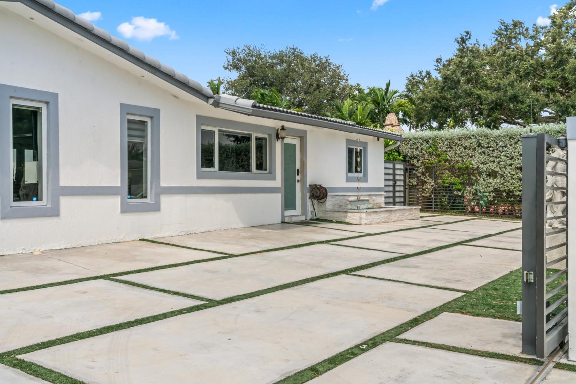 Miami House With Hot Pool-spa & Pool Table L48
