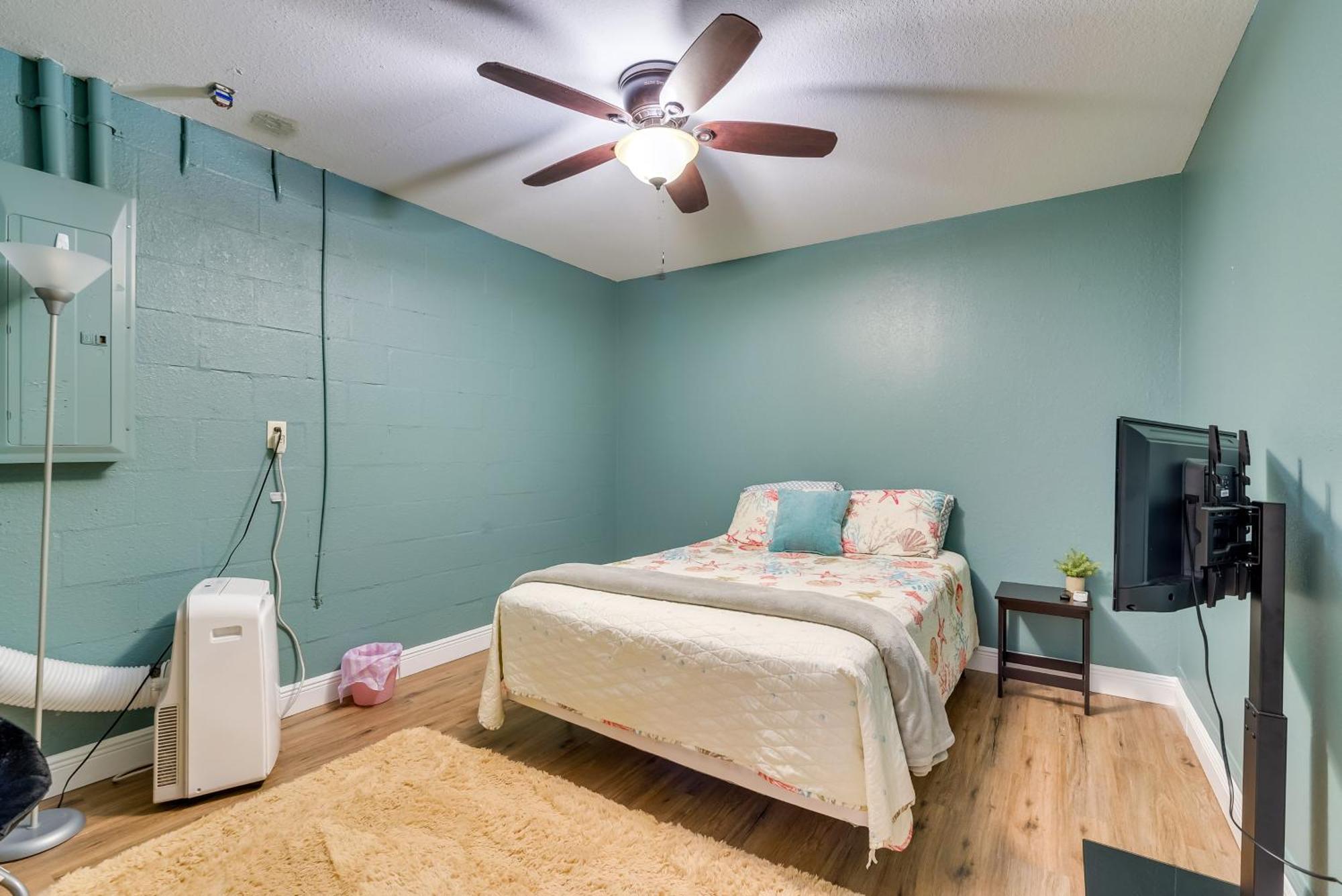 Pet-friendly Ocala Escape With Private Pool And Yard! Holiday home Marion Oaks