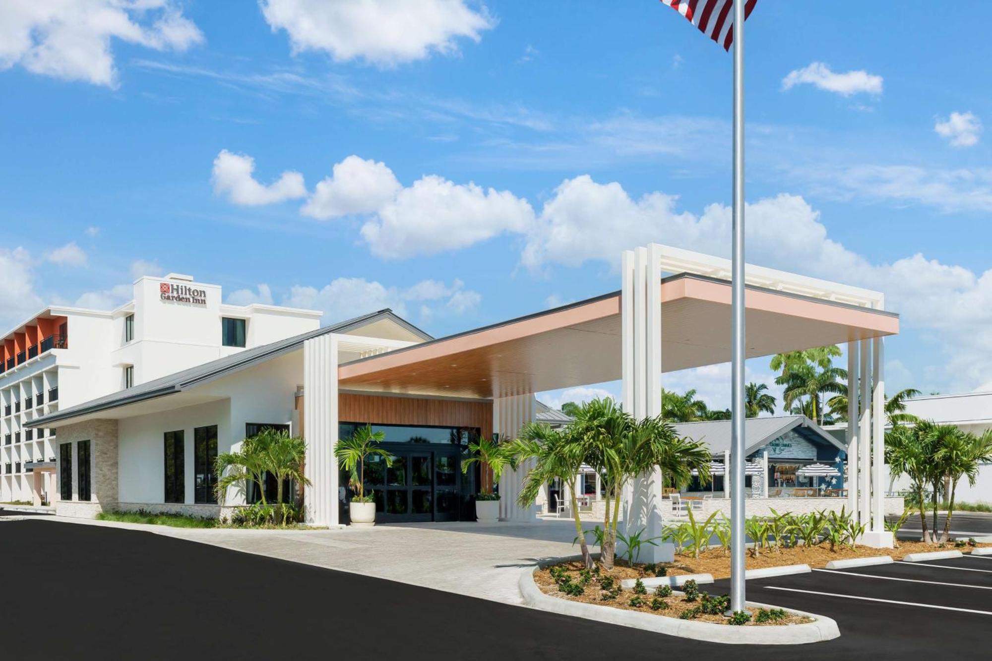 Hotel Hilton Garden St. Pete Beach, Fl 3*