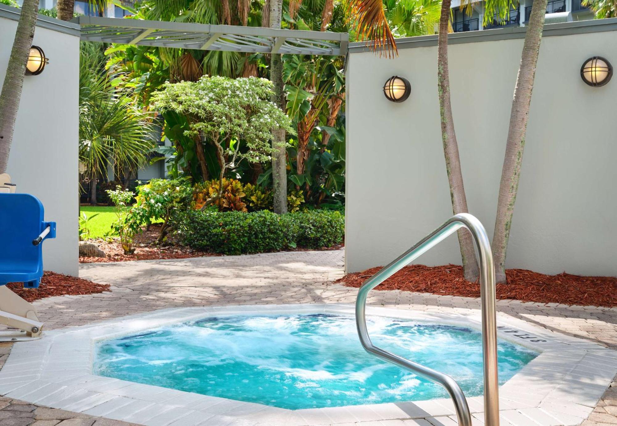 Doubletree By Hilton Palm Gardens Hotel Palm Beach Gardens