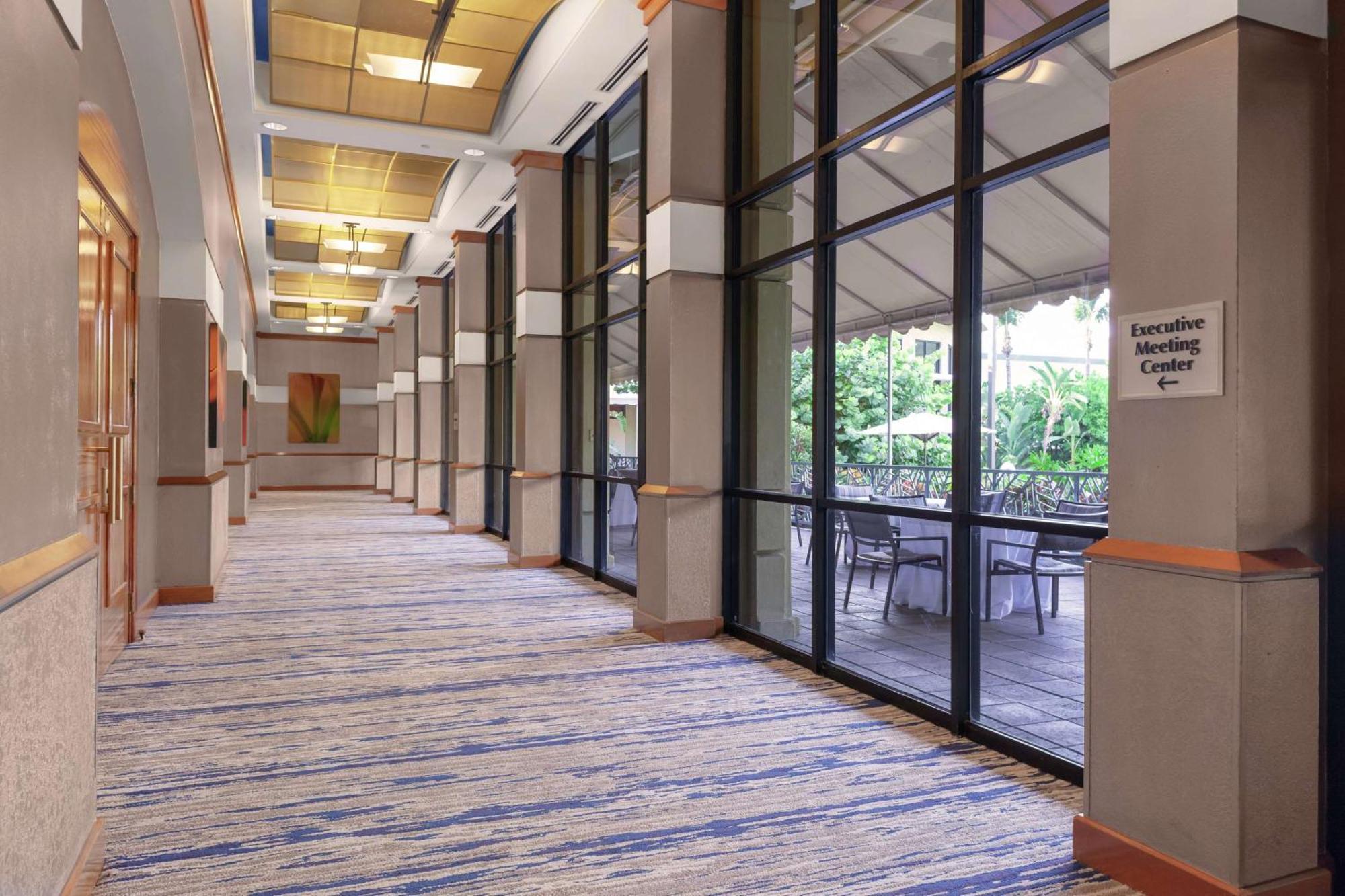 Hotel Doubletree By Hilton Palm Gardens 4*