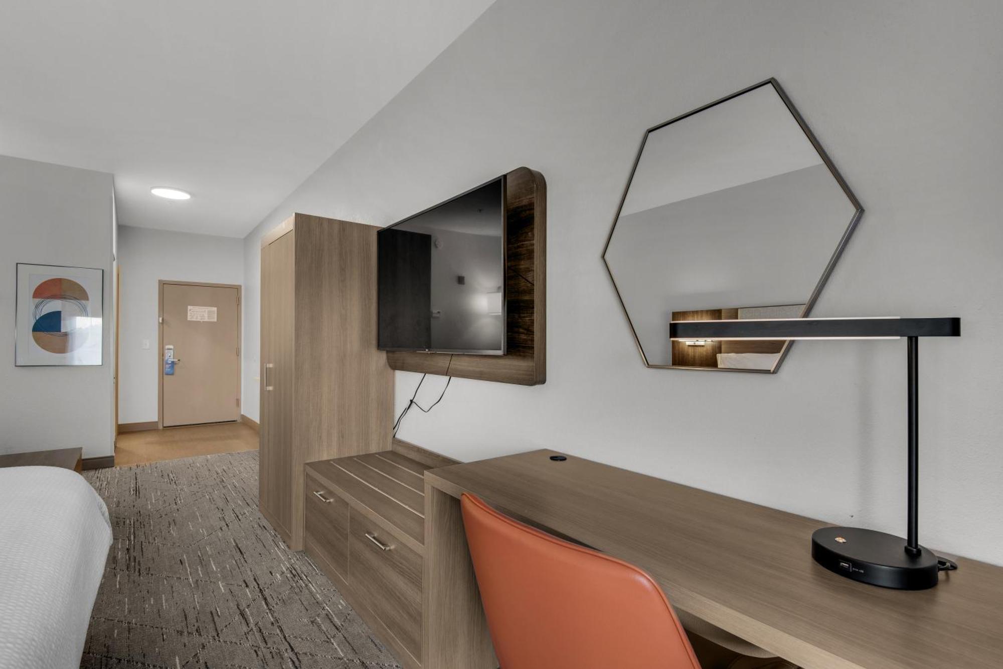 Express E - Commons Mall Area By Ihg Destin