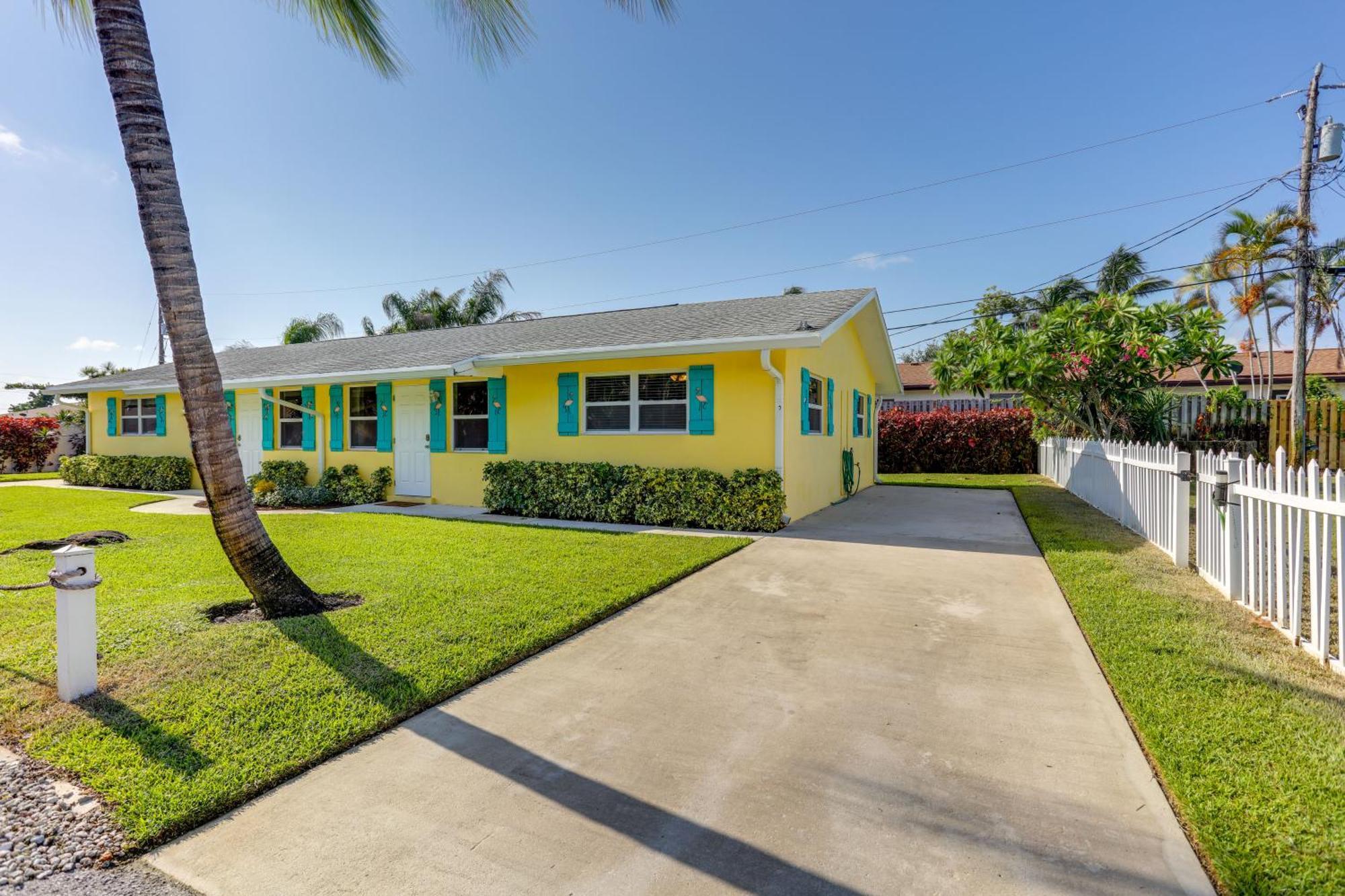 Holiday home Stylish Updated Getaway 2 Mi To Swim And Shop!