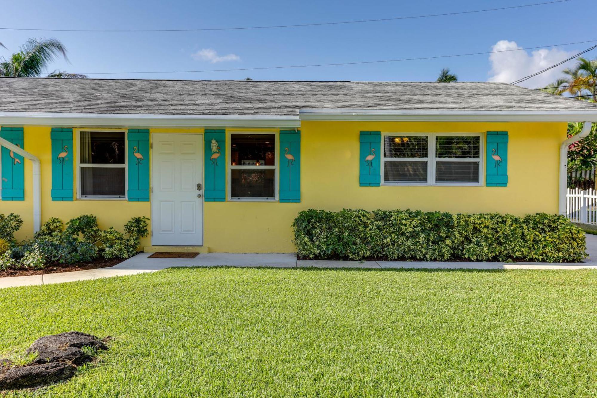 Stylish Updated Getaway 2 Mi To Swim And Shop! Holiday home North Palm Beach