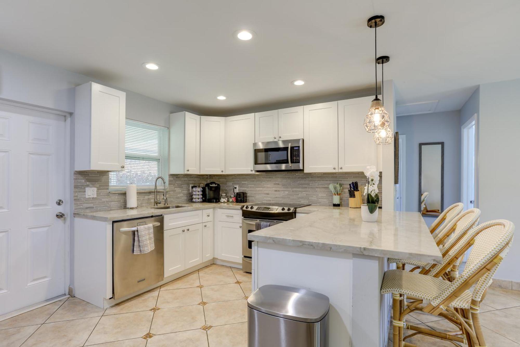 Holiday home Stylish Updated Getaway 2 Mi To Swim And Shop! *