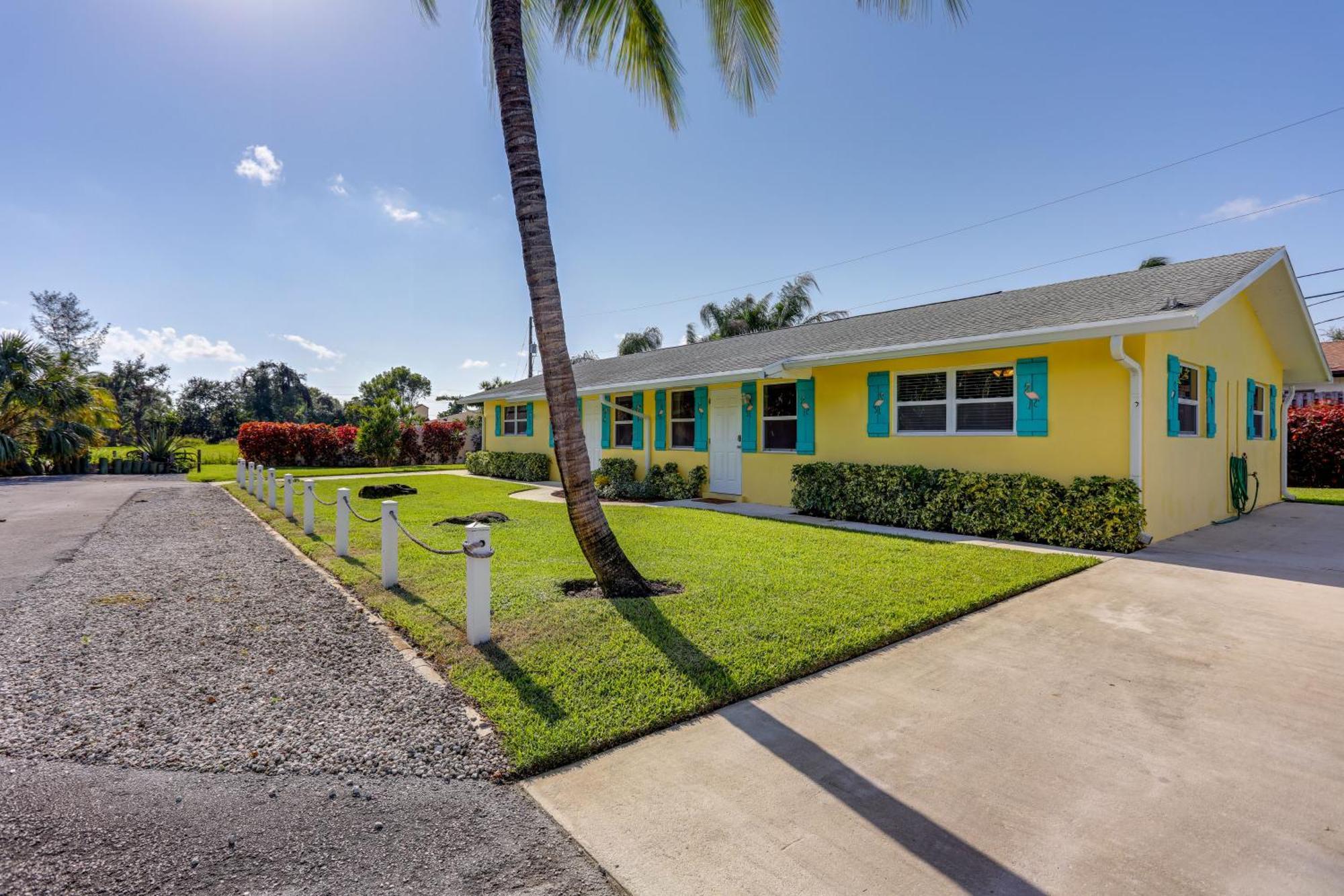 Stylish Updated Getaway 2 Mi To Swim And Shop! * North Palm Beach