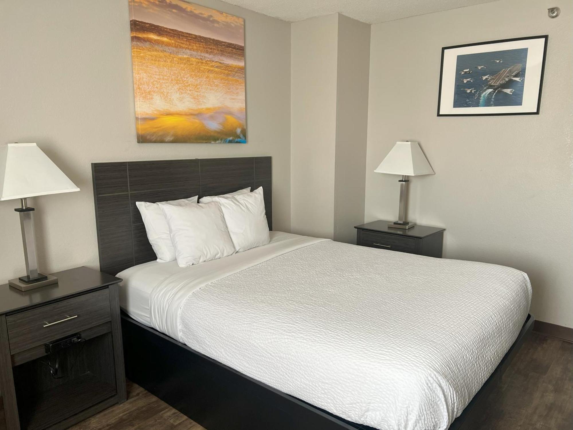Days By Wyndham Orange Park/jacksonville