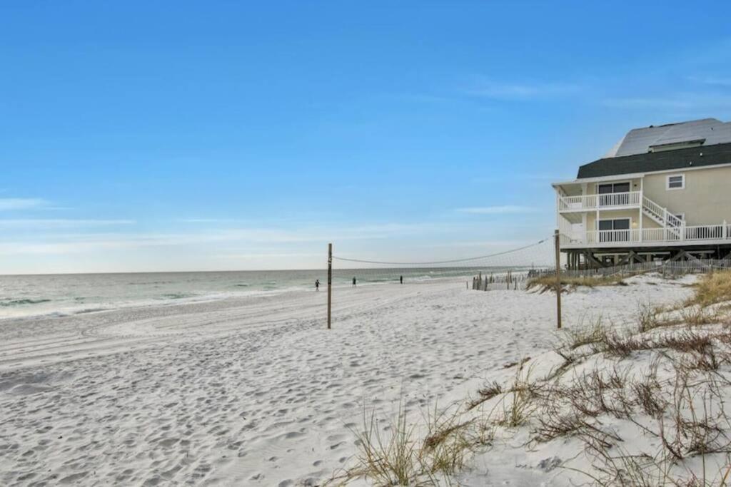 Searenity With Wow Views Of The Gulf Of Mexico Plus Free Beach Gear And Heated Facility Pool Holiday home