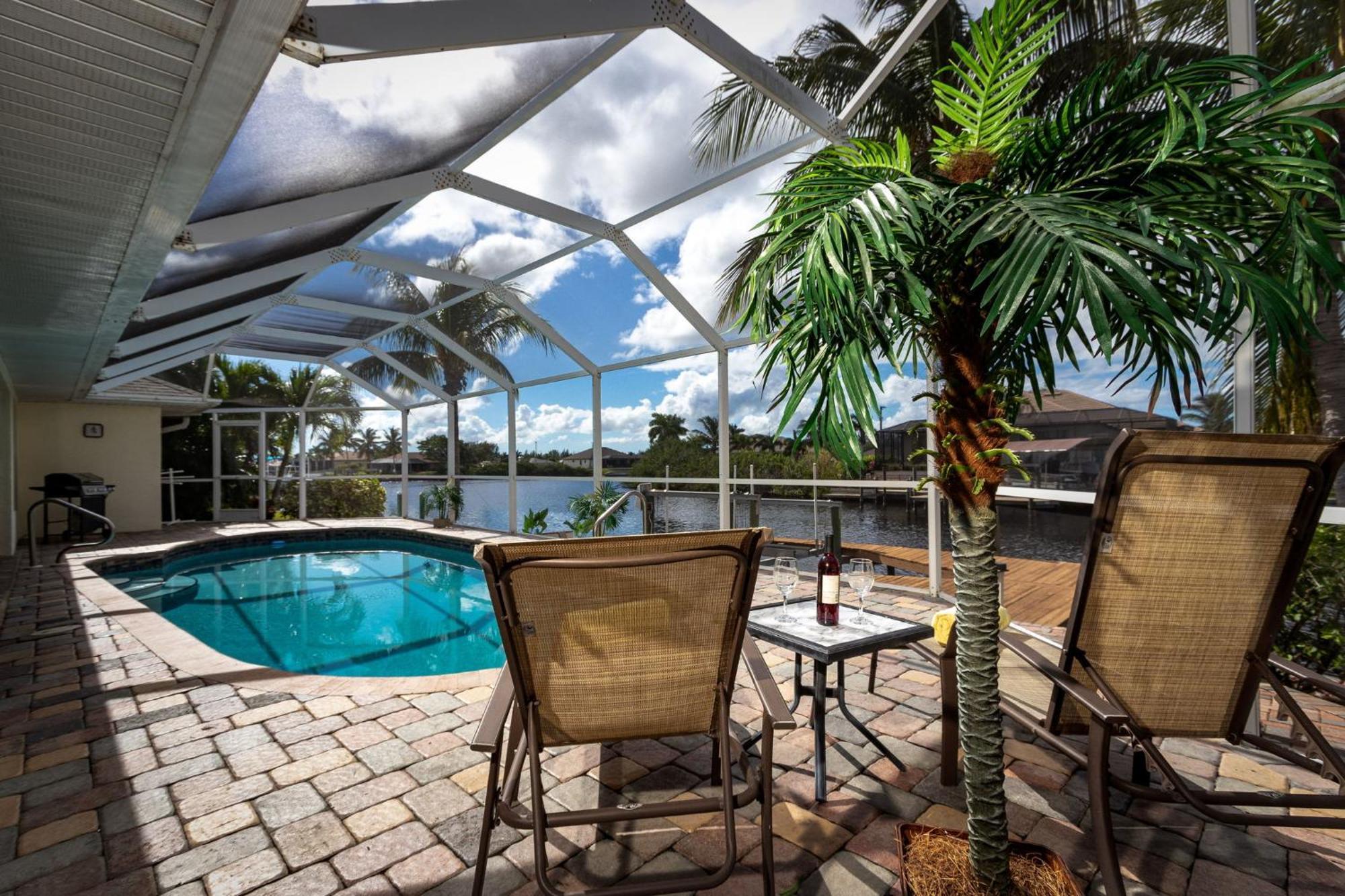 Serendipity, Cape Coral Holiday home