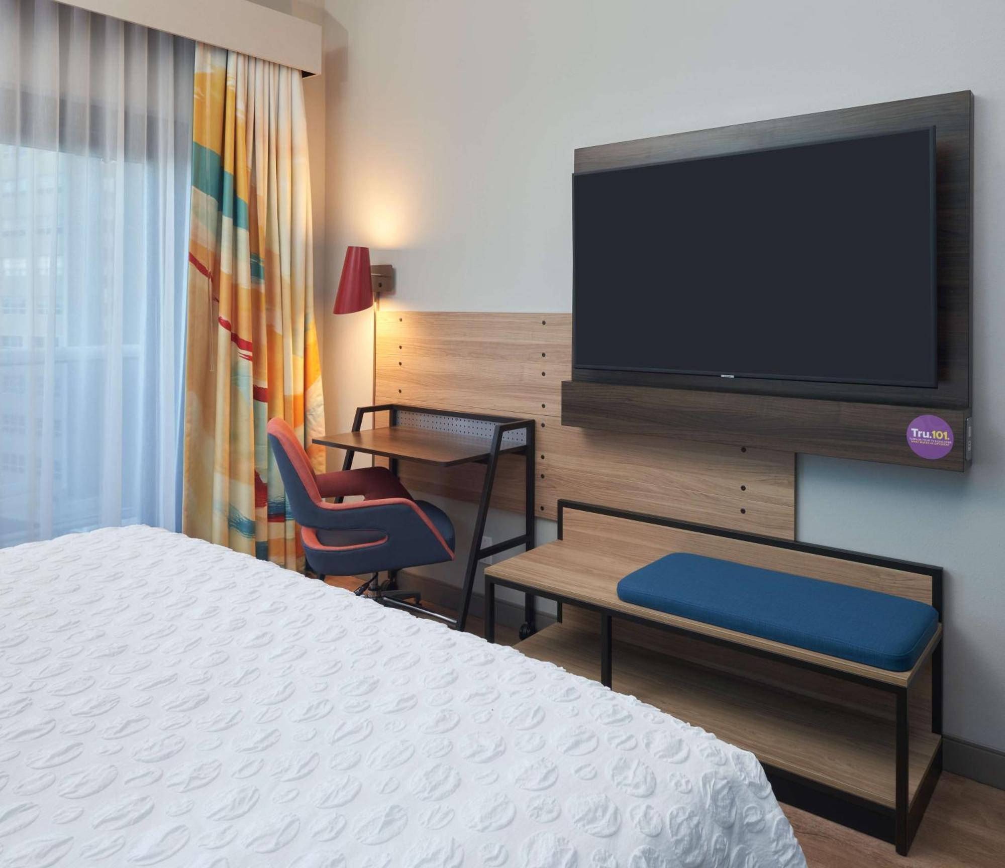 Tru By Hilton Pompano Pier Hotel 3*