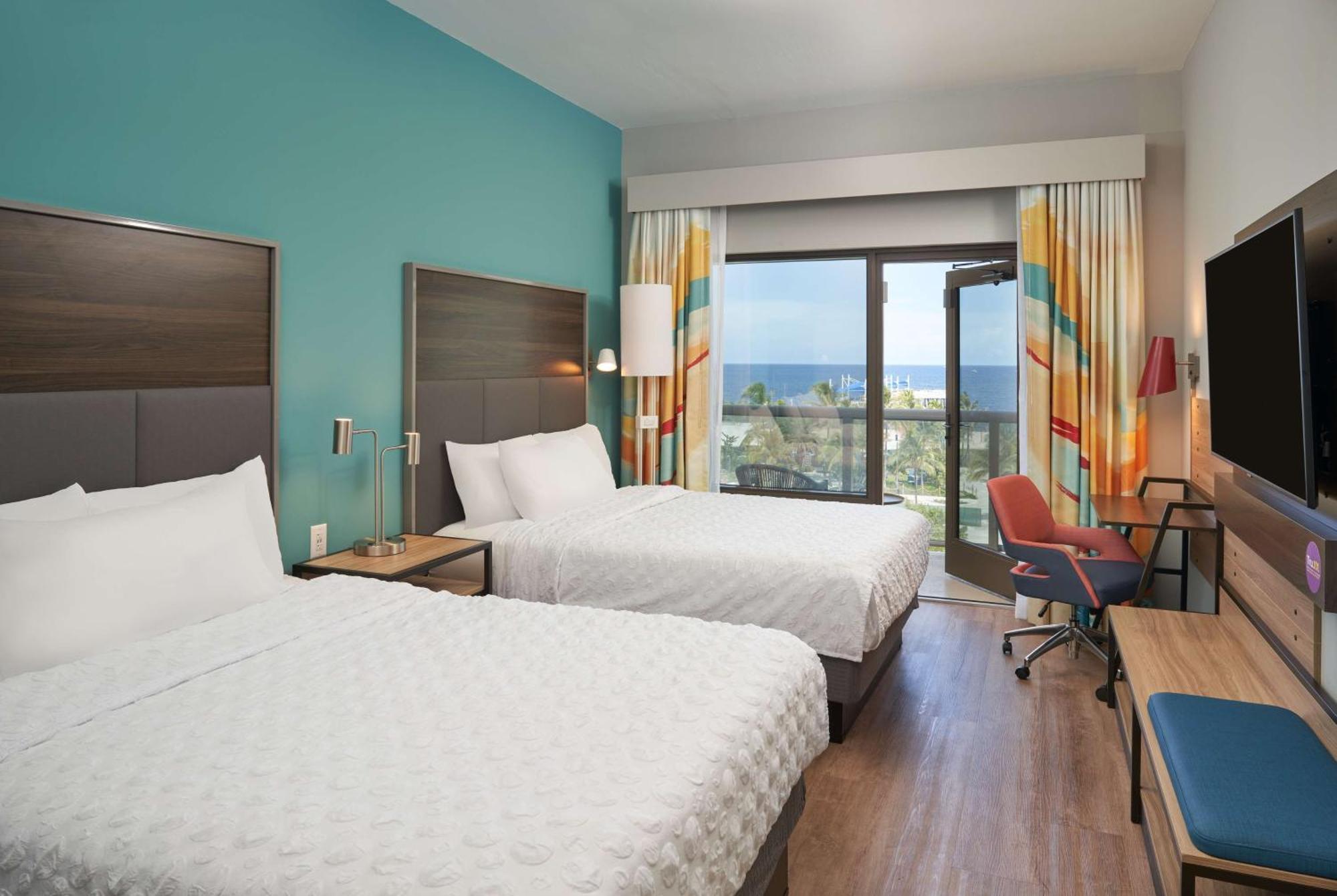 Hotel Tru By Hilton Pompano Pier 3*