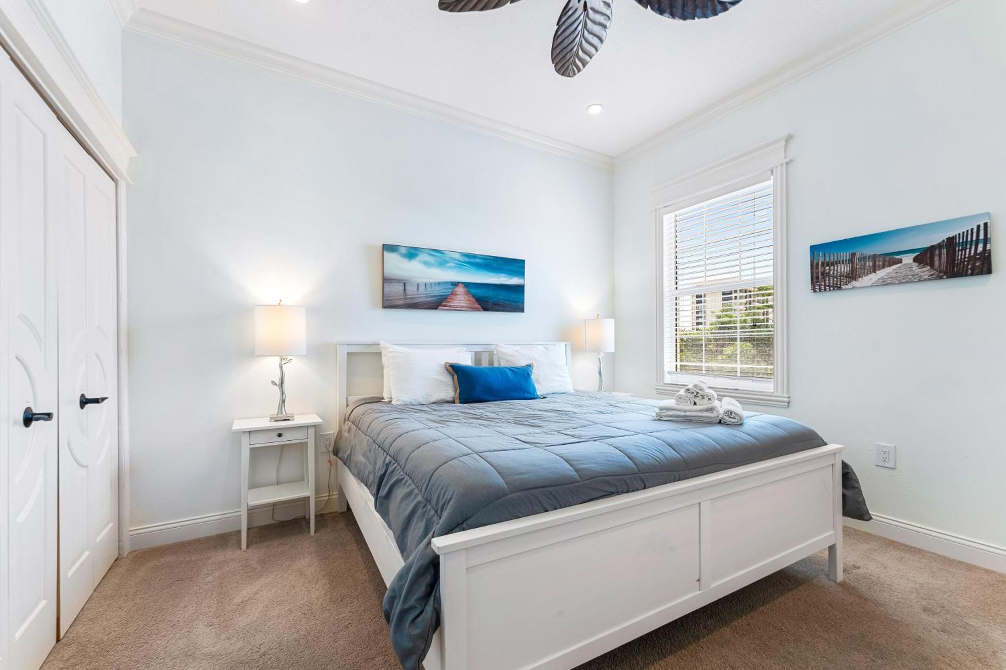 Beachside Of The Village Apartment *