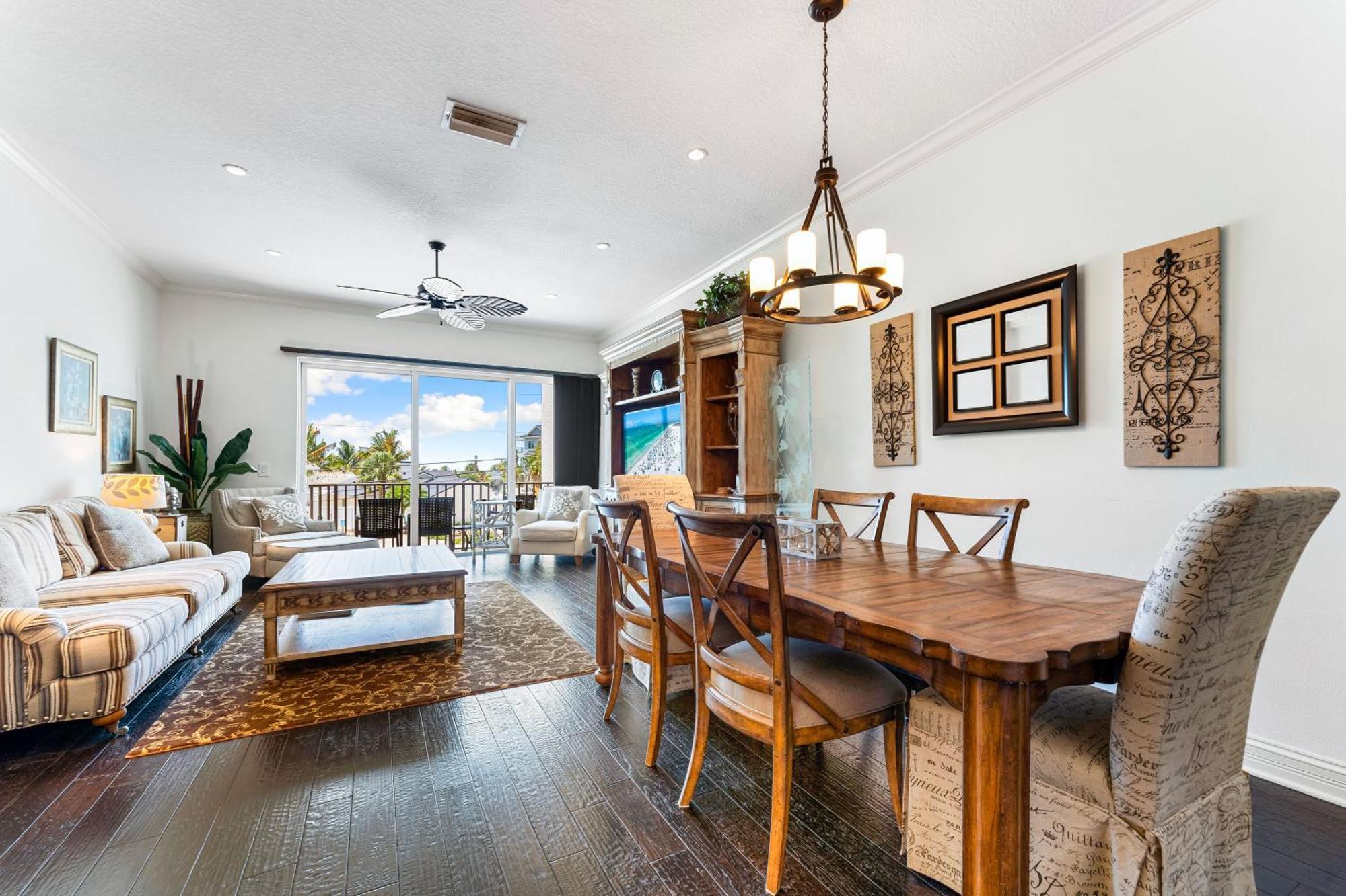 Beachside Of The Village Apartment Siesta Key