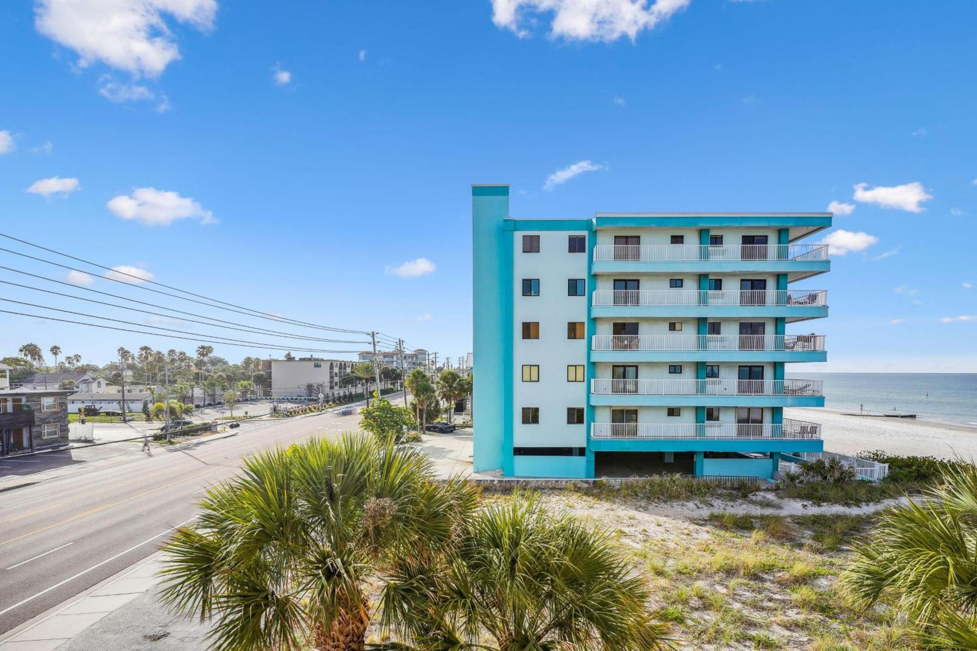 Trillium 2a - Premier * St. Pete Beach