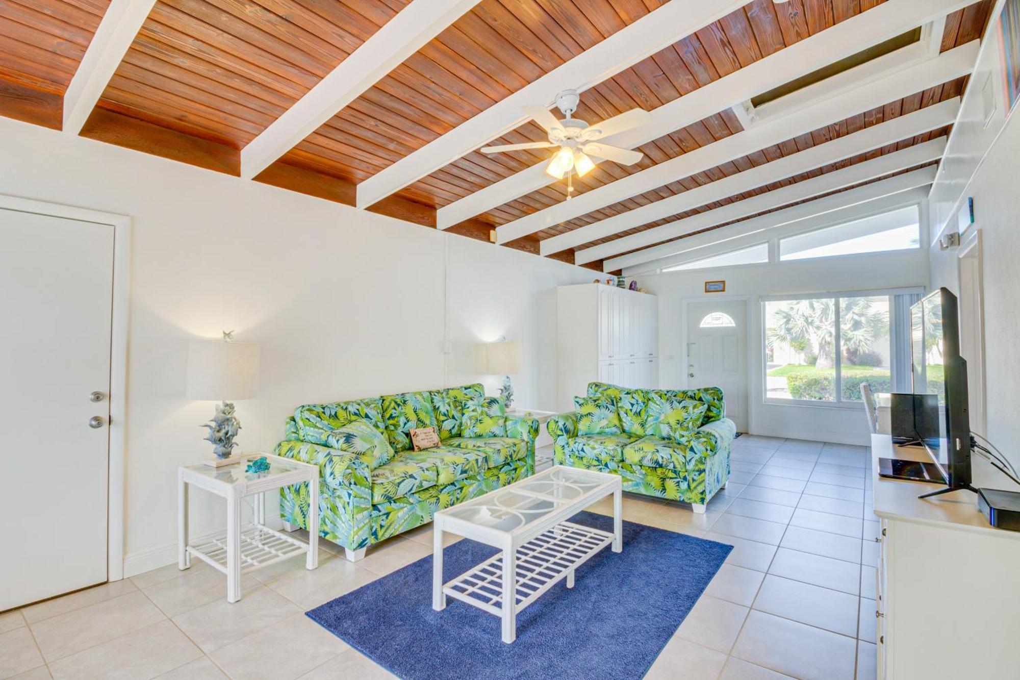 Downhome By The Canal Key Colony Beach
