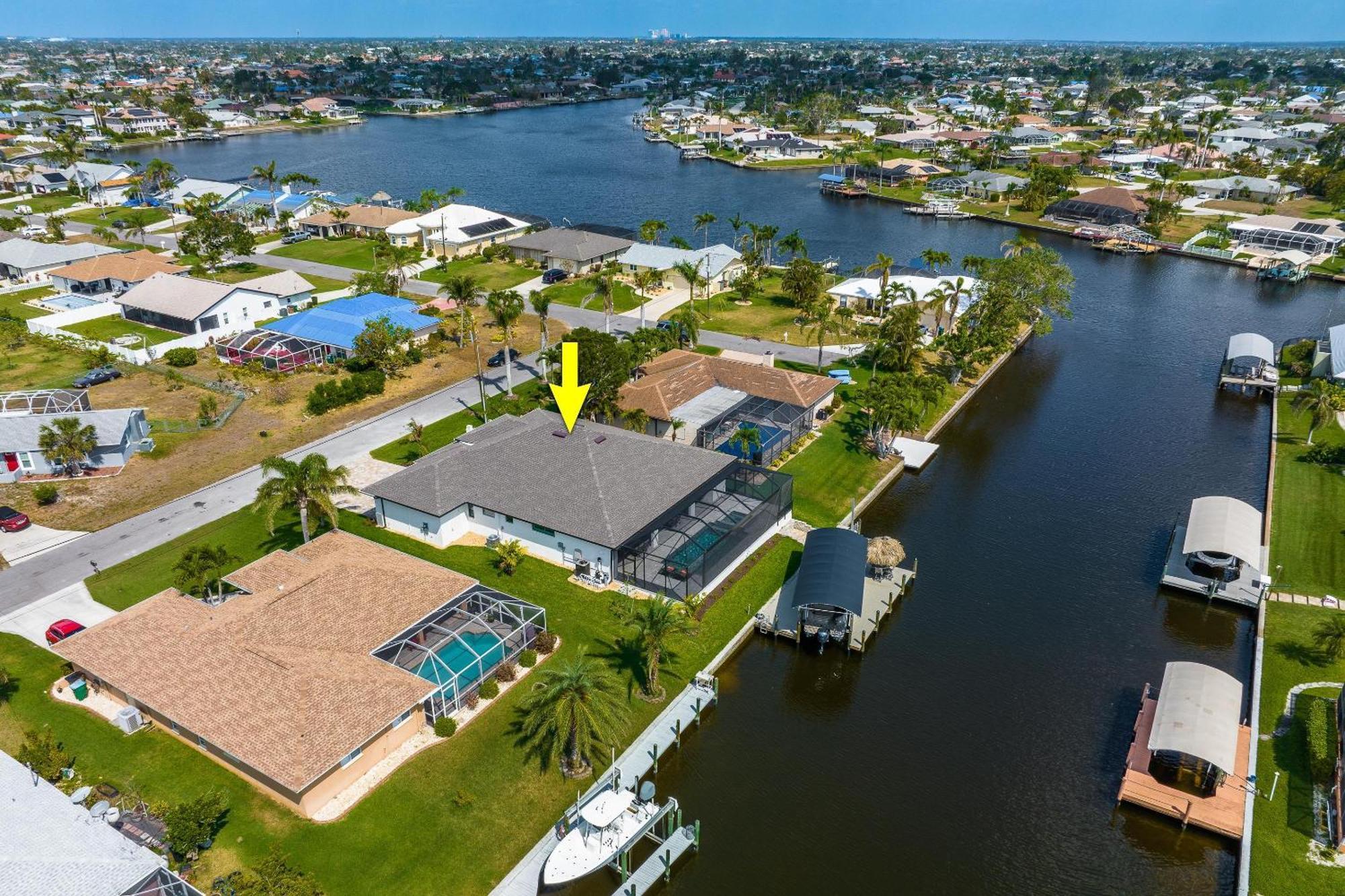 New Home, Pool, Tiki Hut, Sleeps 8 - Cielo Sur Holiday home Cape Coral