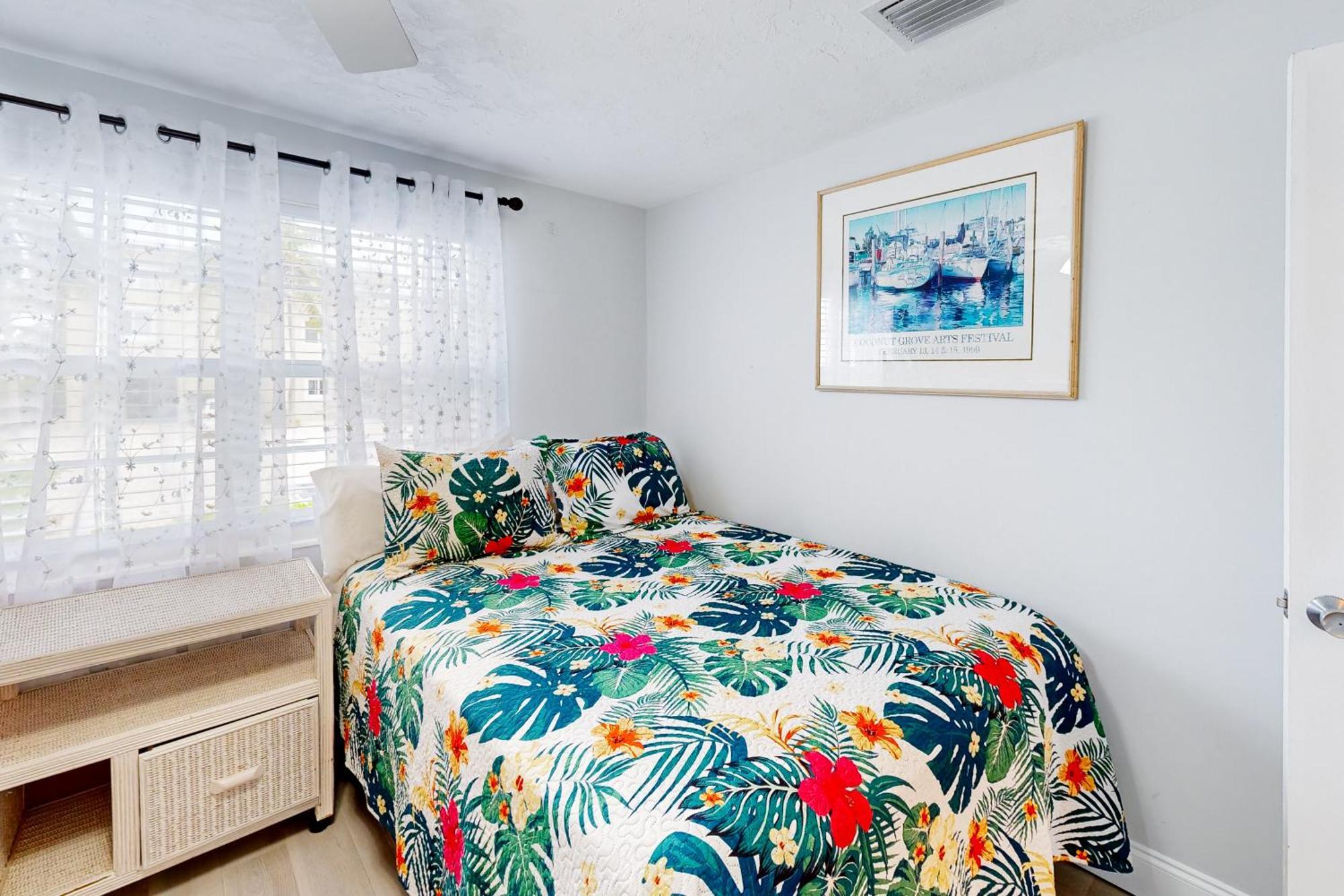 Fisherman's Canal Getaway * Key Colony Beach