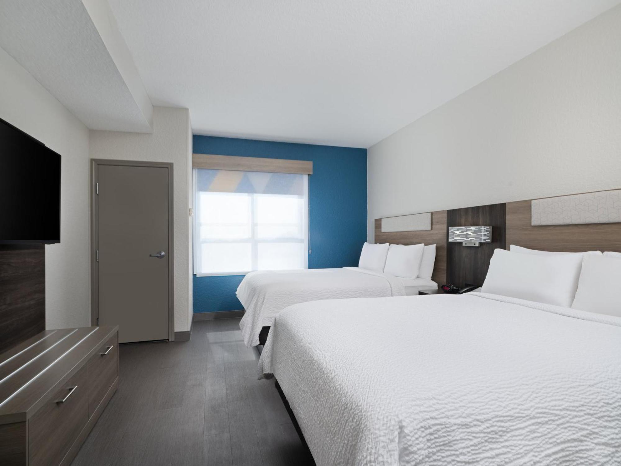 Express & North I-4 By Ihg 3*