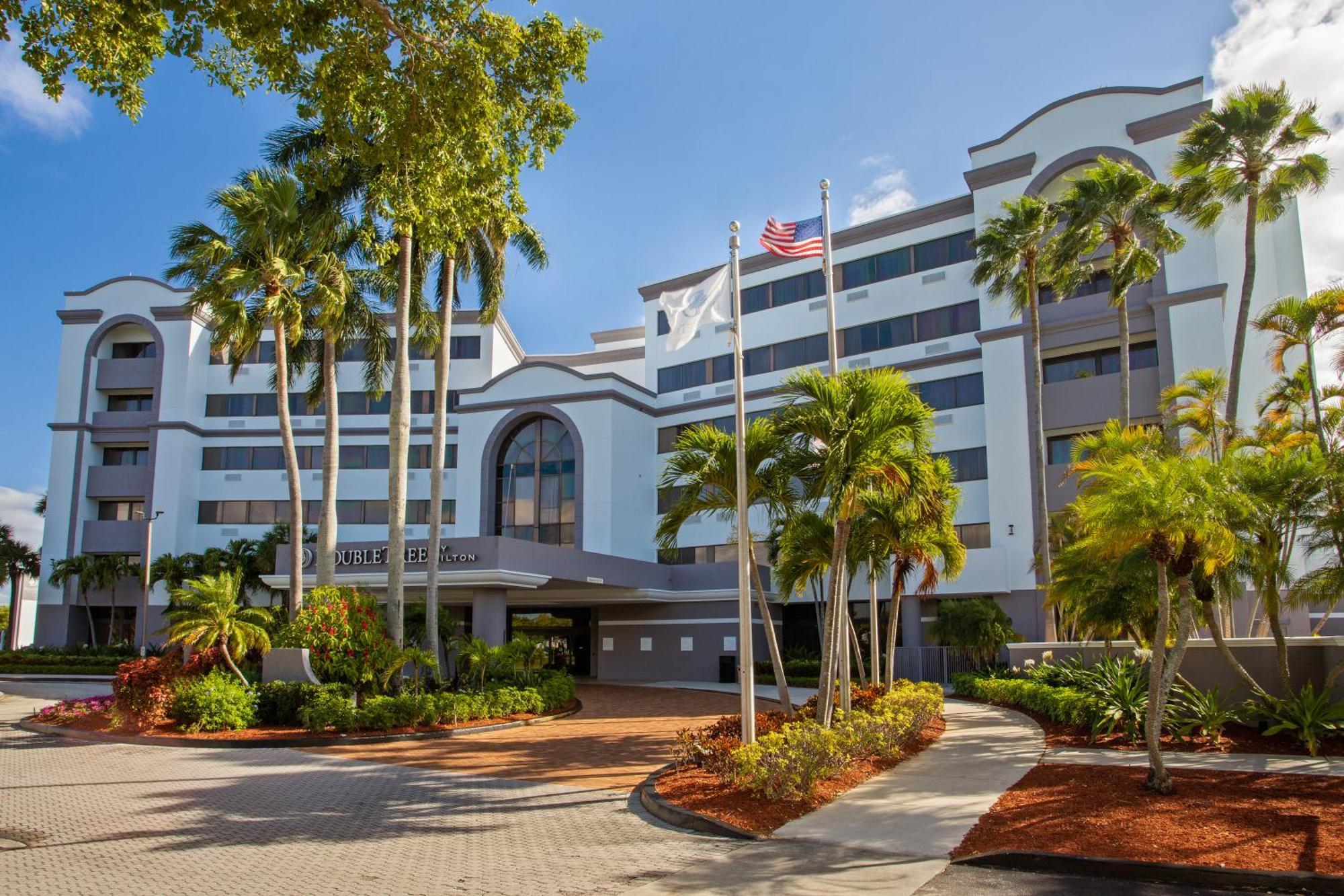 Doubletree By Hilton West Palm Airport 4*