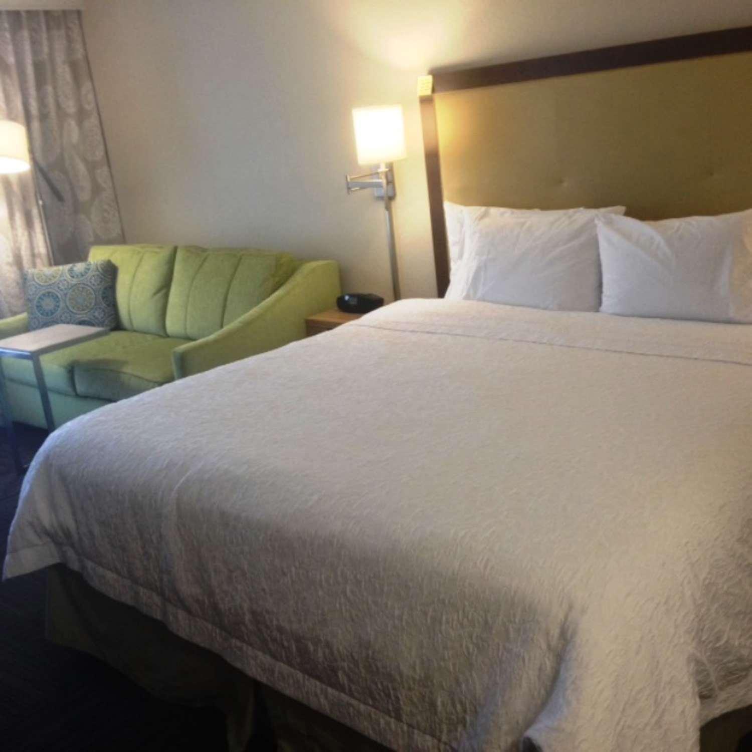 Hampton Tampa-rocky Point Hotel