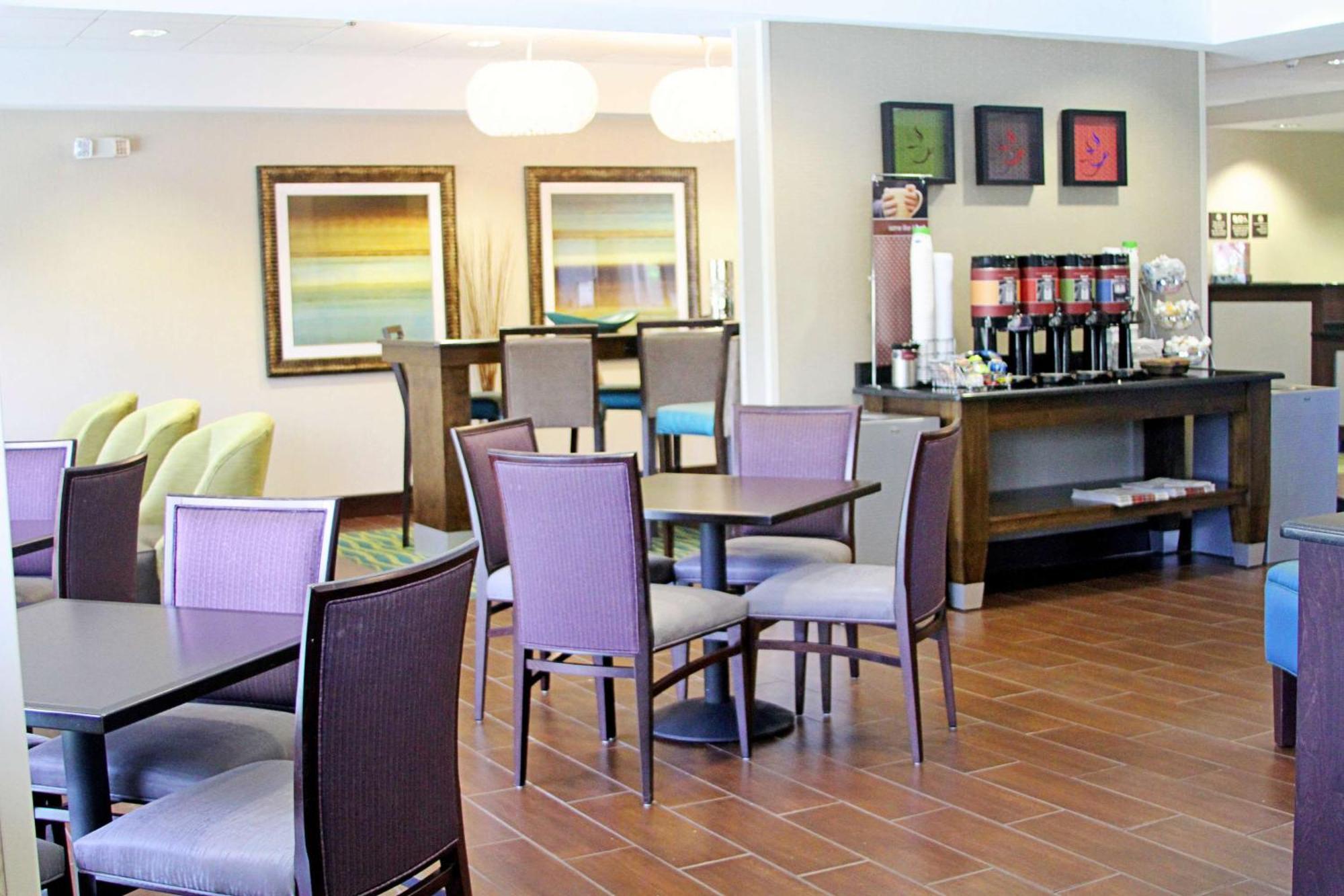 Hotel Hampton Tampa-rocky Point 3*