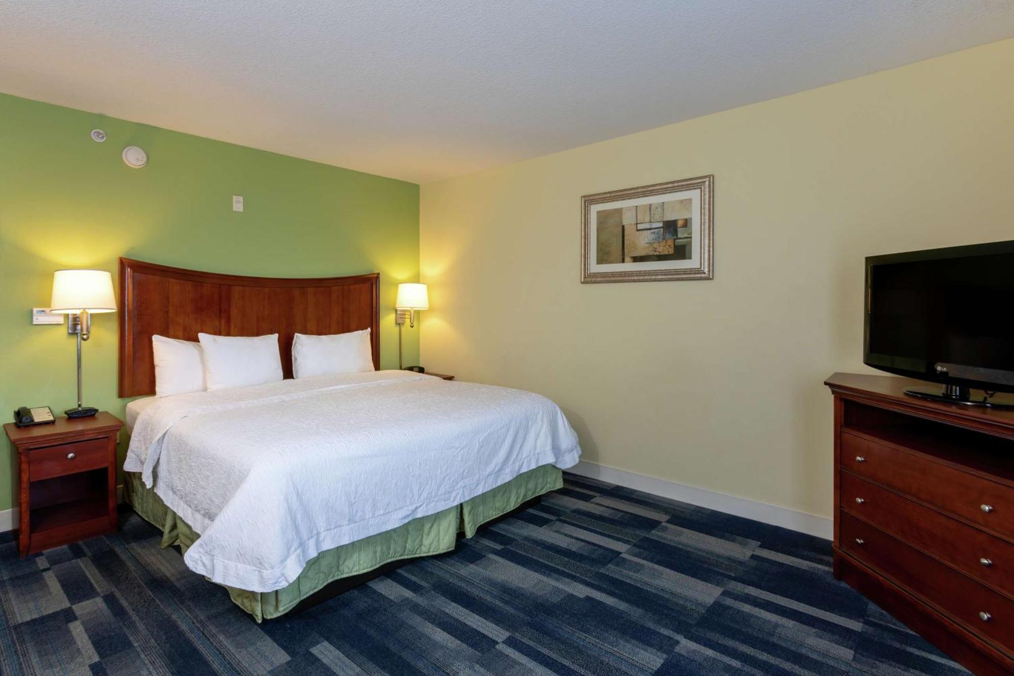 Hampton & - Pierce Fort Pierce