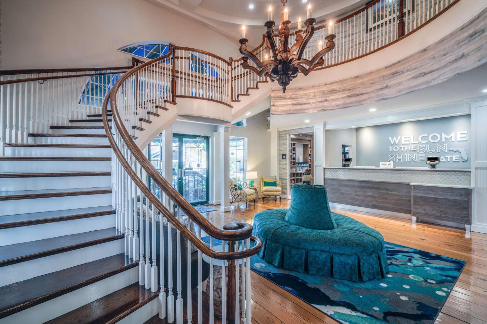 Hampton & Amelia Island-historic Harbor Front Hotel