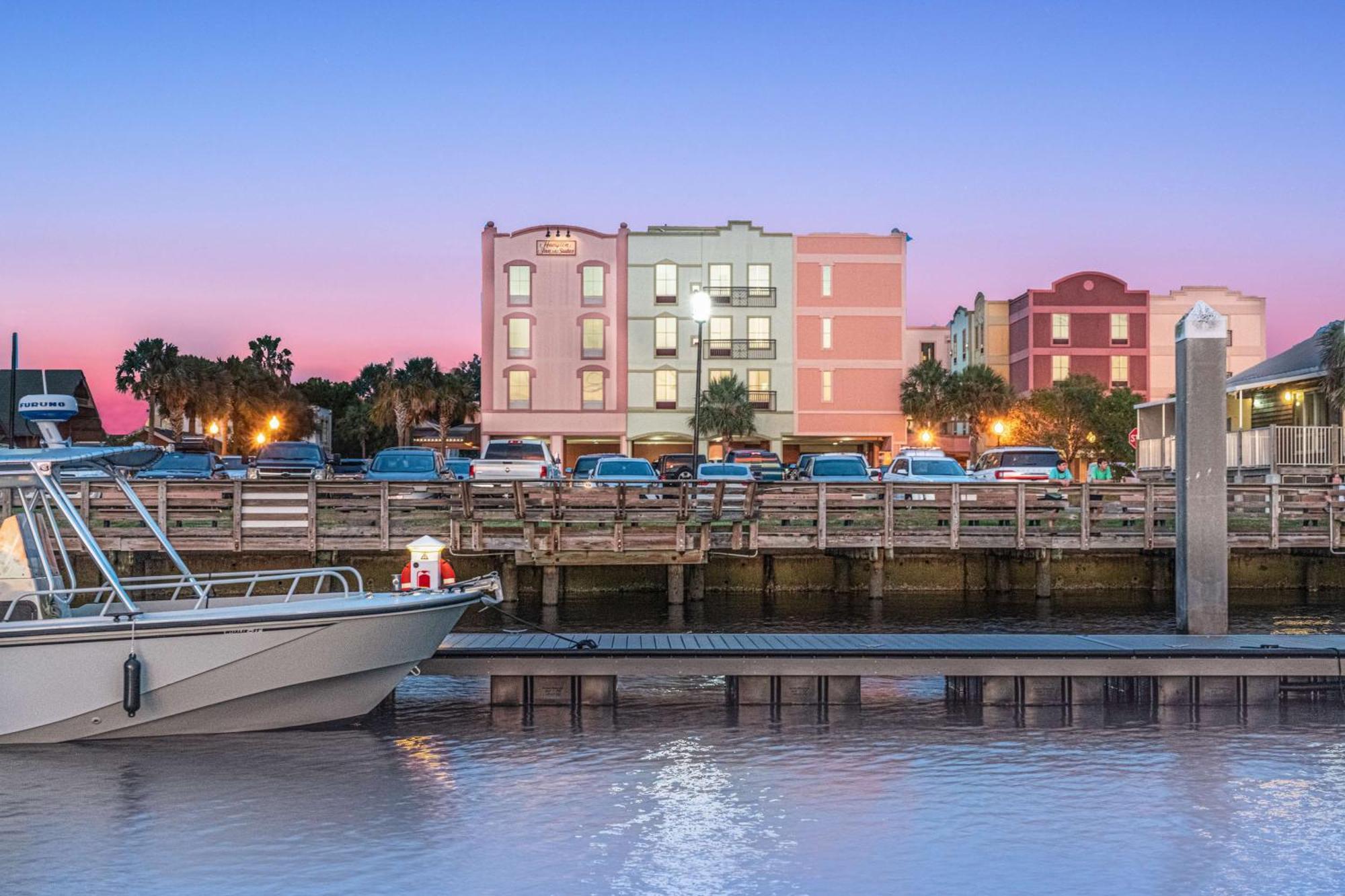 Hampton & Amelia Island-historic Harbor Front Hotel