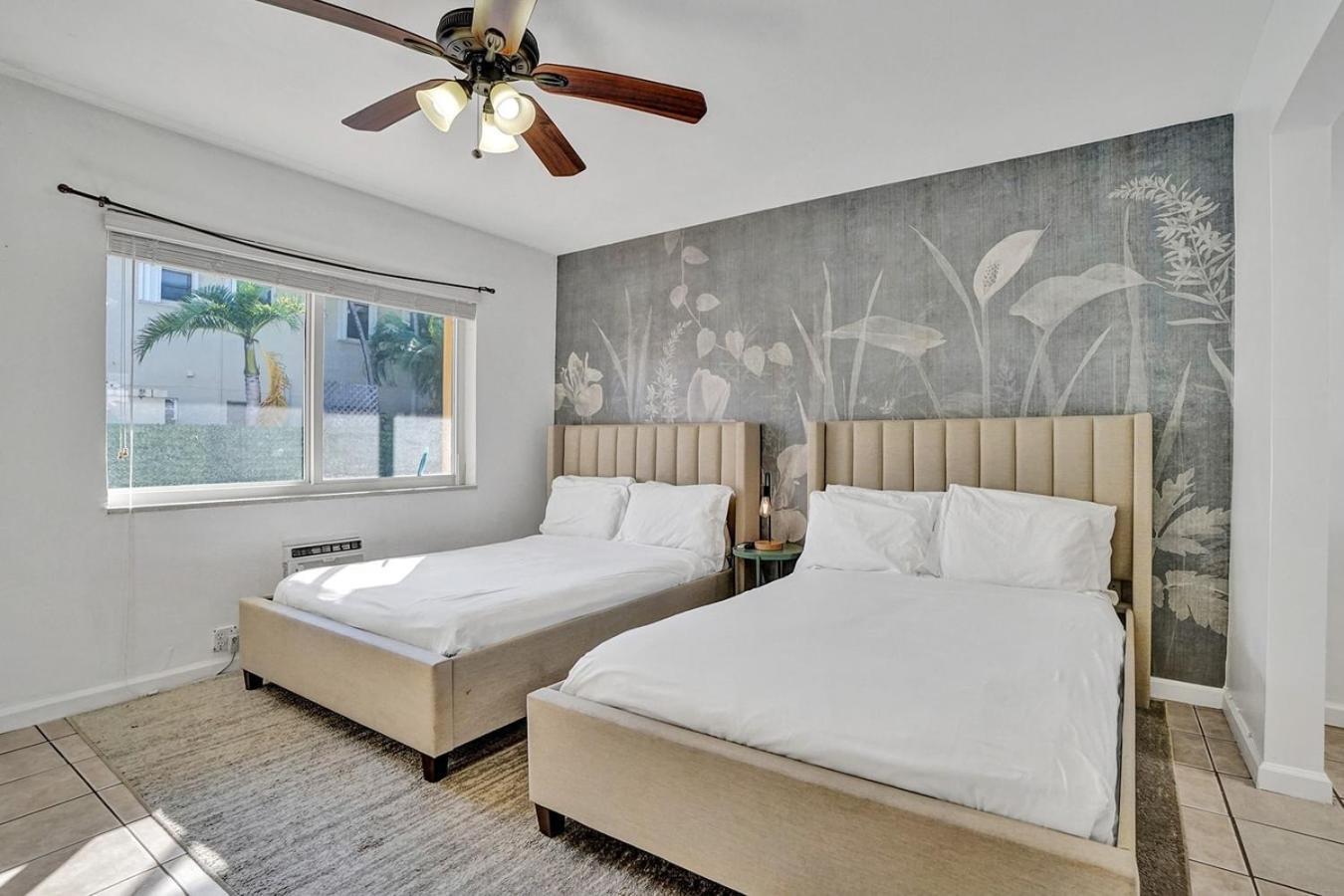 Apartment Pool Christmas Getaway 5 Beach Walk Airport Dania Beach