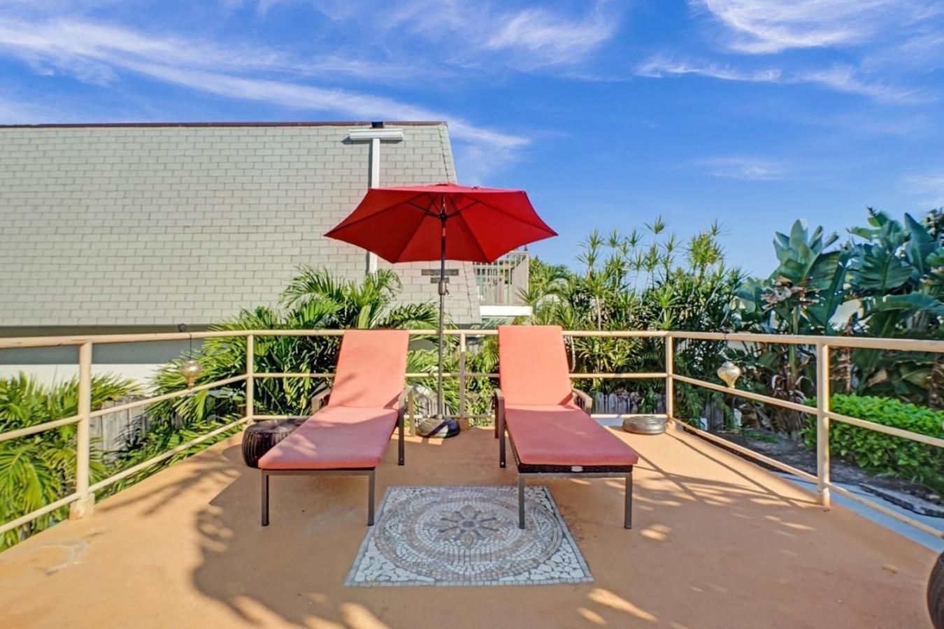 Apartment Pool Christmas Getaway 5 Beach Walk Airport Dania Beach