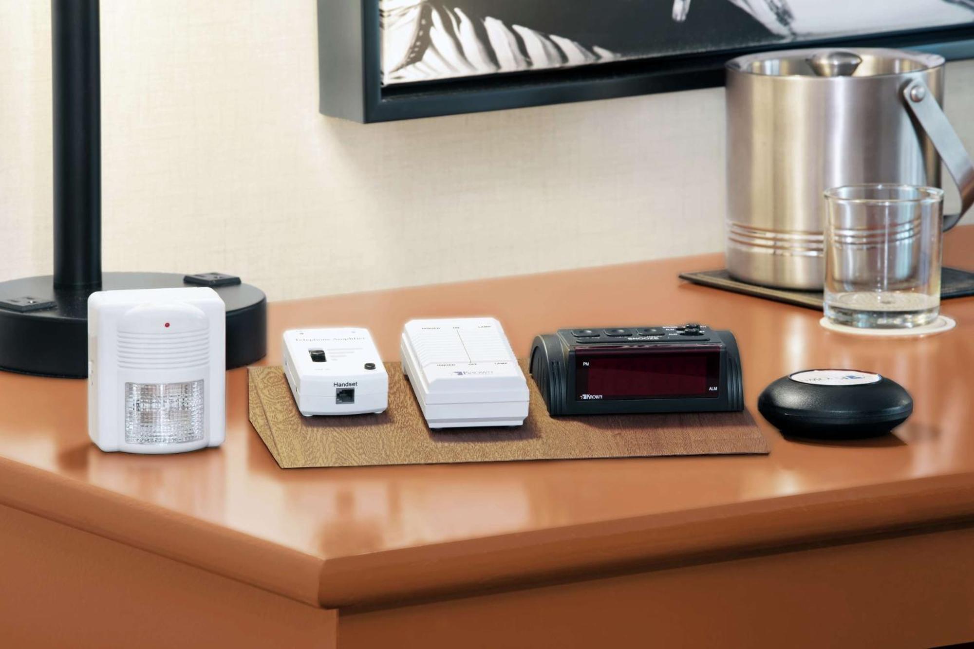 Doubletree By Hilton Airport & Convention Center Hotel